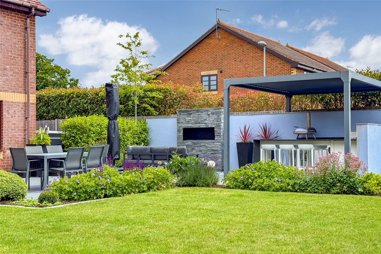 5 bed detached house for sale in Miley Close, Harpenden, Hertfordshire, AL5 - Property Image 13