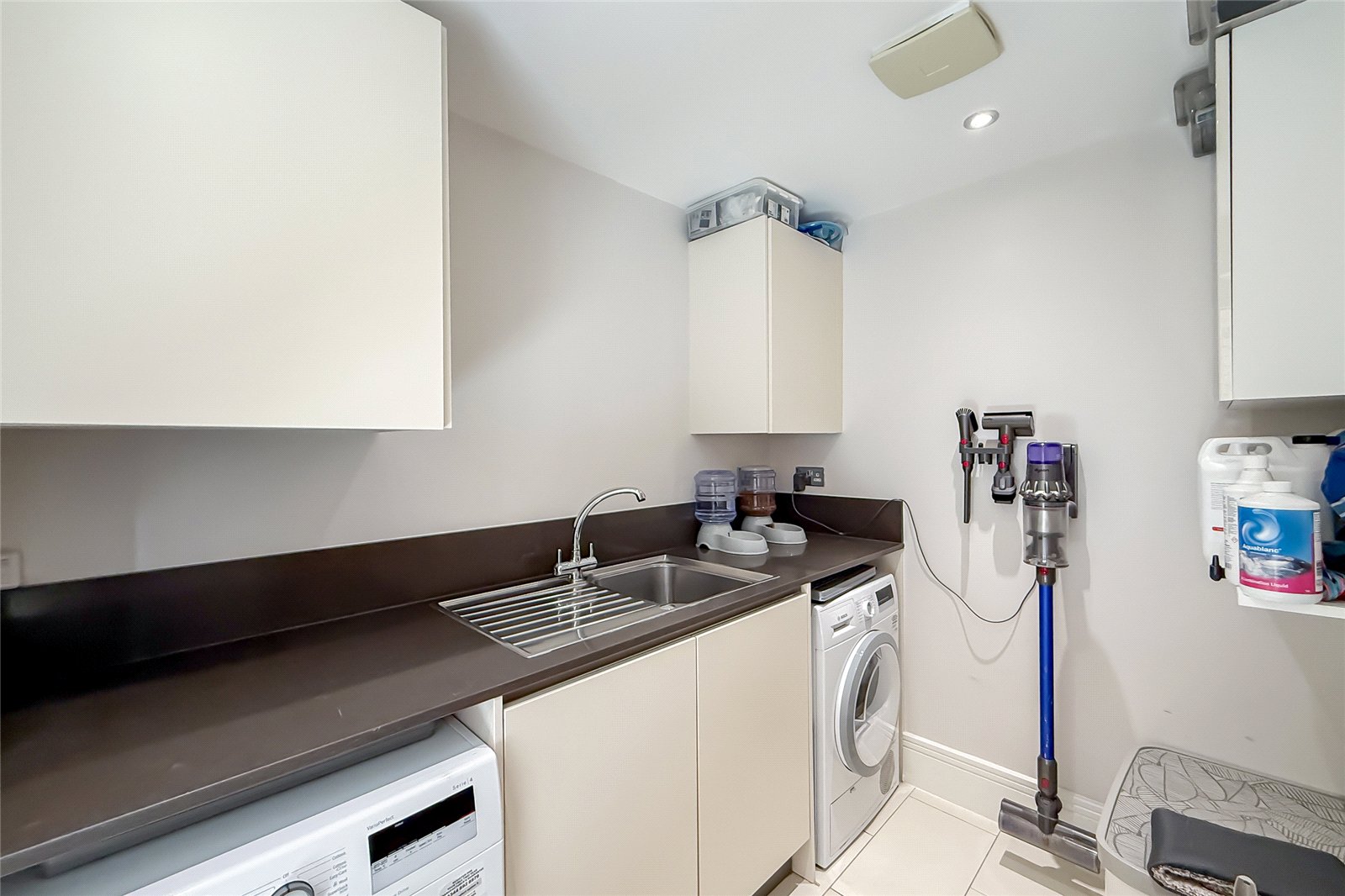 5 bed detached house for sale in Miley Close, Harpenden, Hertfordshire, AL5 - Property Image 19