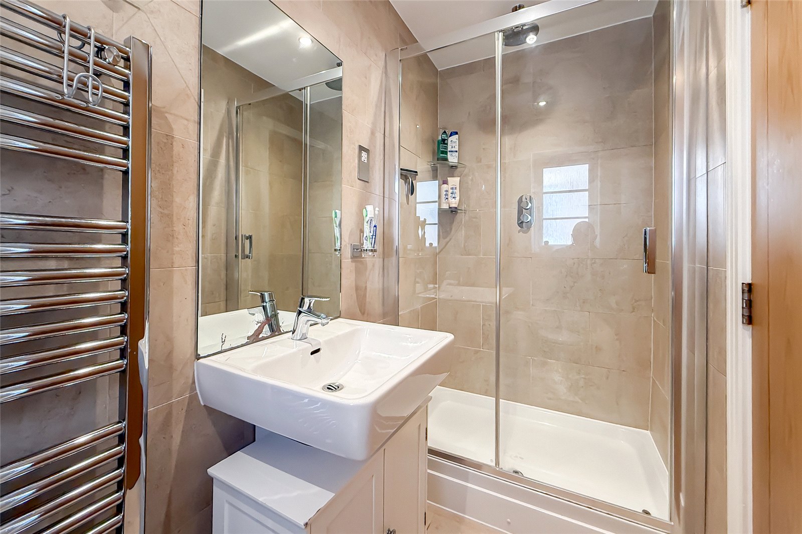 5 bed detached house for sale in Miley Close, Harpenden, Hertfordshire, AL5 - Property Image 23