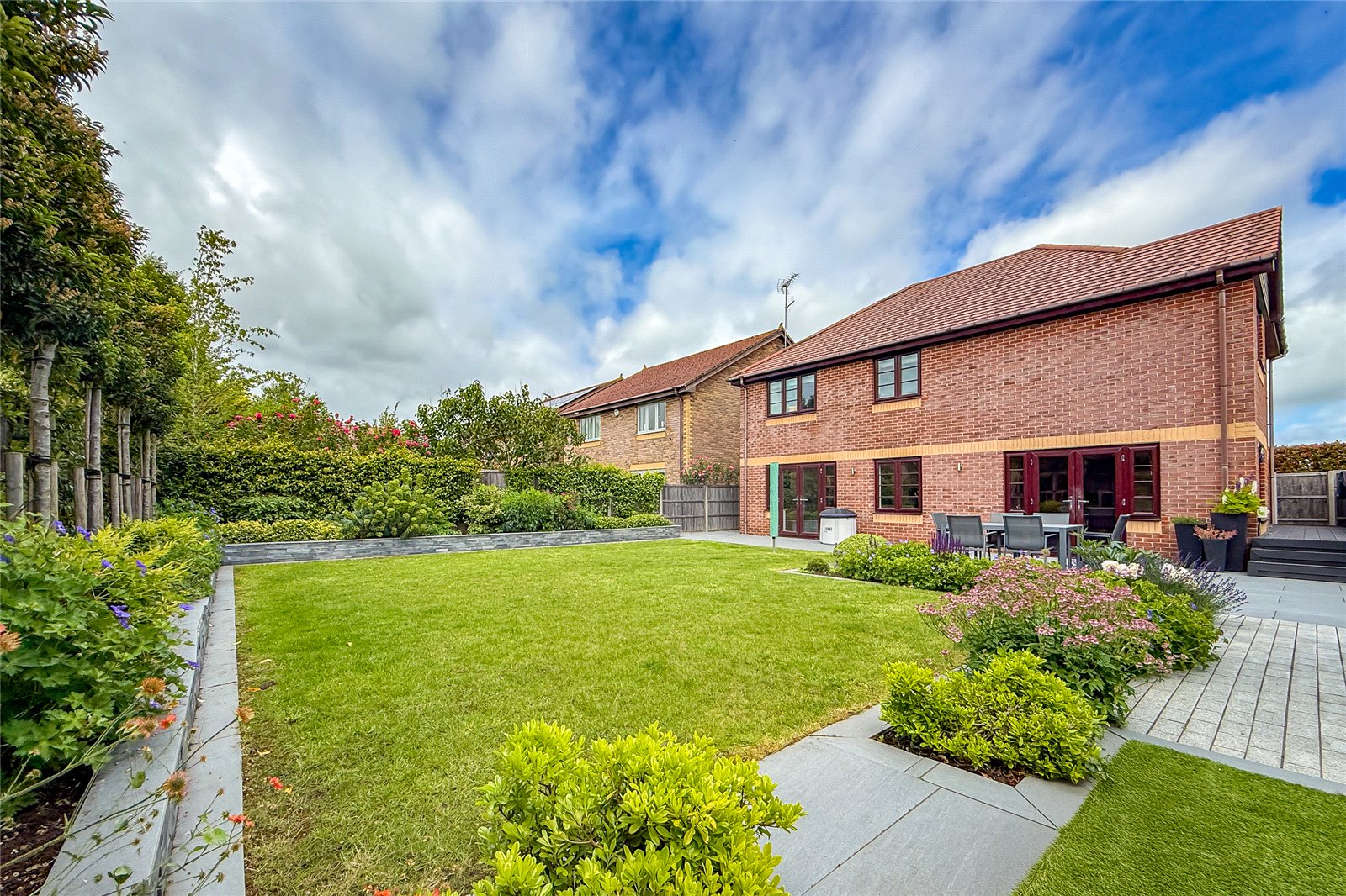 5 bed detached house for sale in Miley Close, Harpenden, Hertfordshire, AL5 - Property Image 28