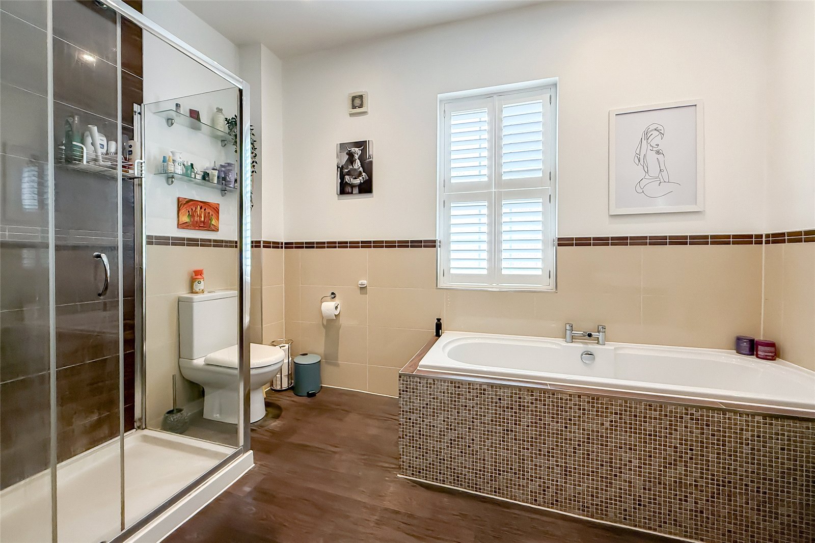 4 bed detached house for sale in Common Road, Kensworth, Bedfordshire, LU6  - Property Image 12