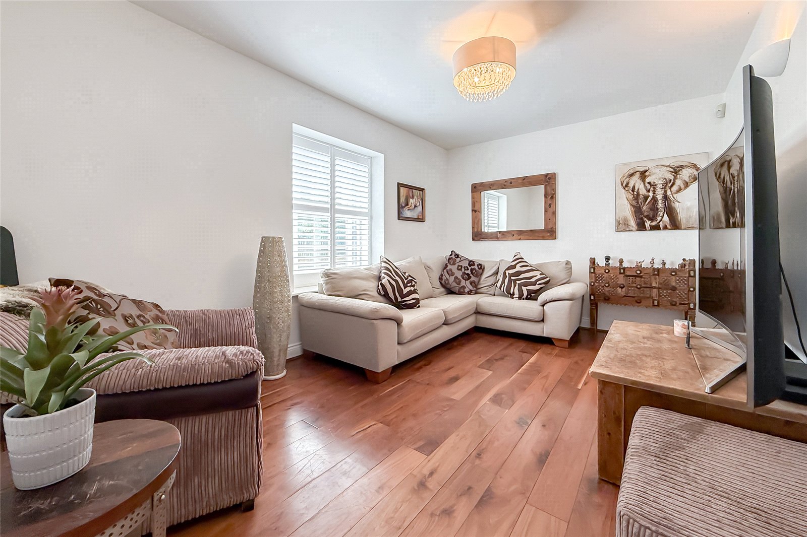 4 bed detached house for sale in Common Road, Kensworth, Bedfordshire, LU6  - Property Image 6
