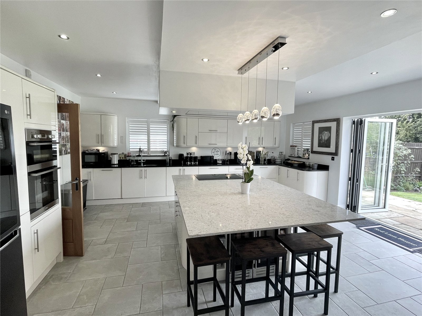 4 bed detached house for sale in Common Road, Kensworth, Bedfordshire, LU6  - Property Image 18