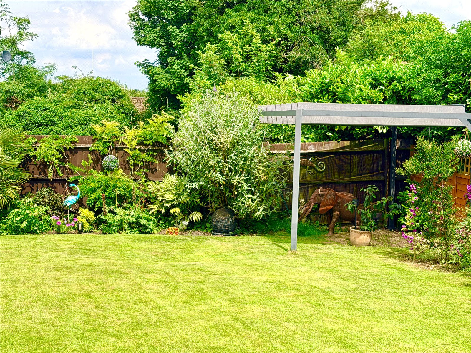 4 bed detached house for sale in Common Road, Kensworth, Bedfordshire, LU6  - Property Image 25