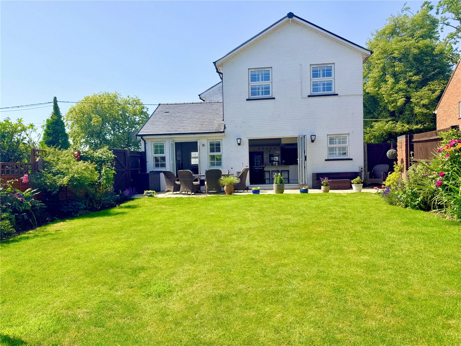 4 bed detached house for sale in Common Road, Kensworth, Bedfordshire, LU6  - Property Image 13
