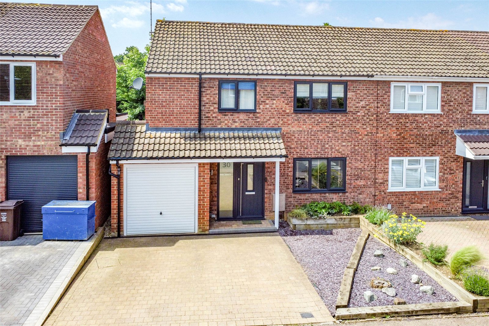 3 bed semi-detached house for sale in Cranbourne Drive, Harpenden, Hertfordshire, AL5 - Property Image 2
