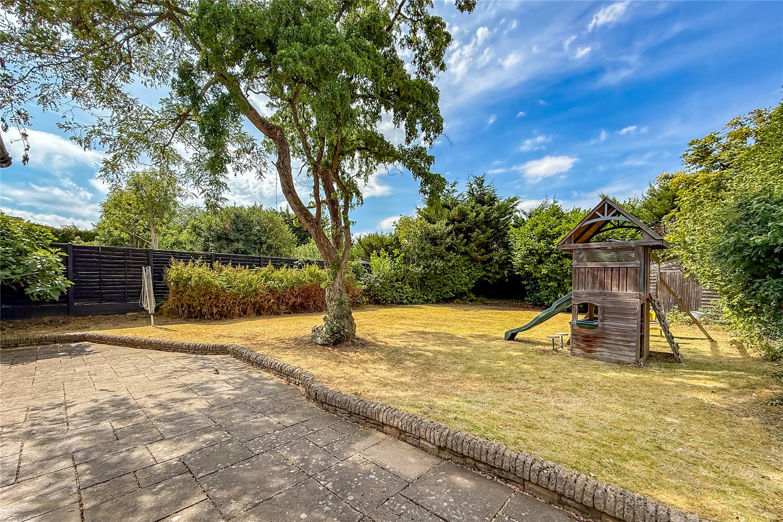 4 bed detached house for sale in Park Hill, Harpenden, Hertfordshire, AL5 - Property Image 11