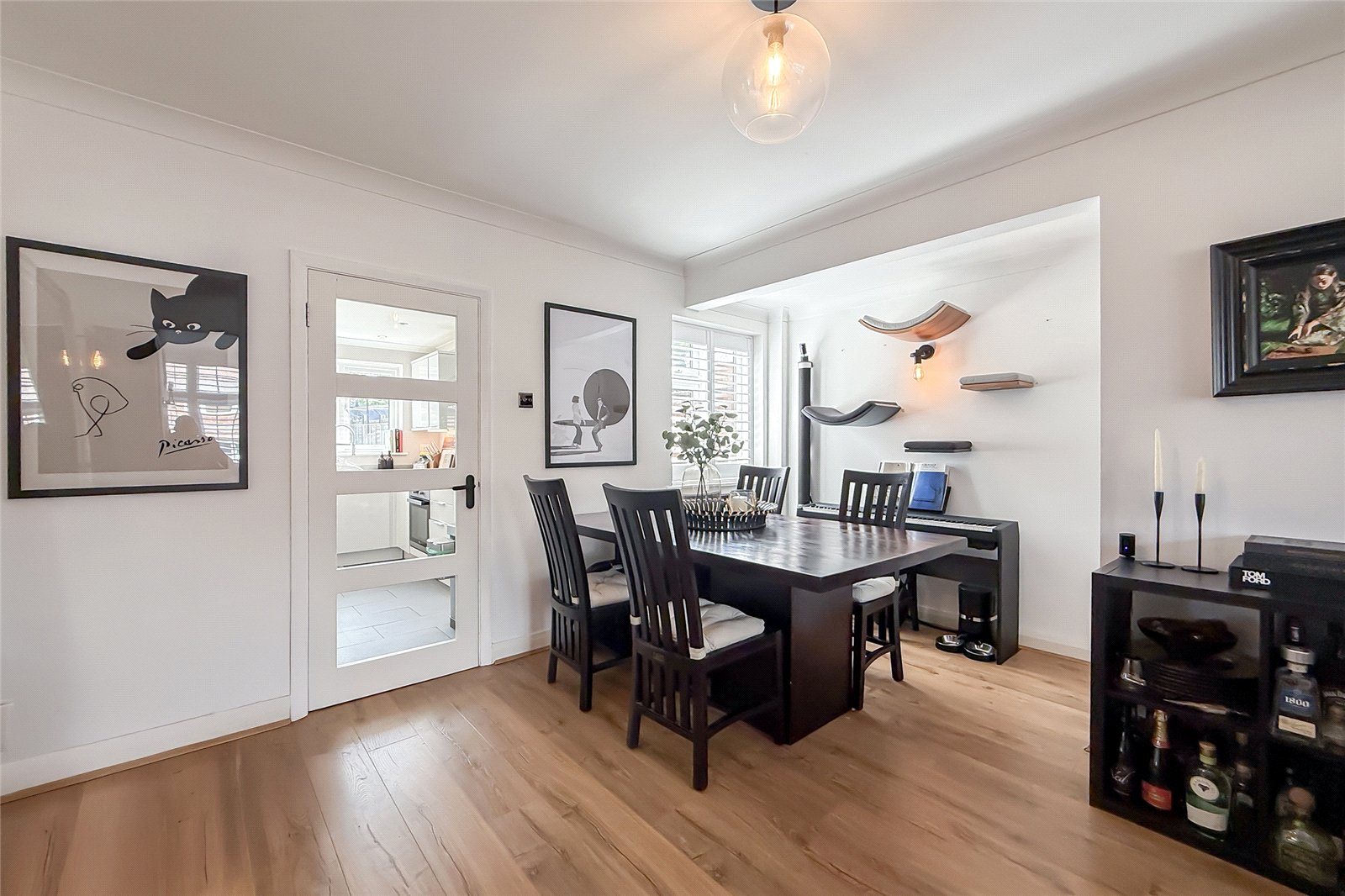 3 bed terraced house for sale in Weybourne Close, Harpenden, Hertfordshire, AL5 - Property Image 4