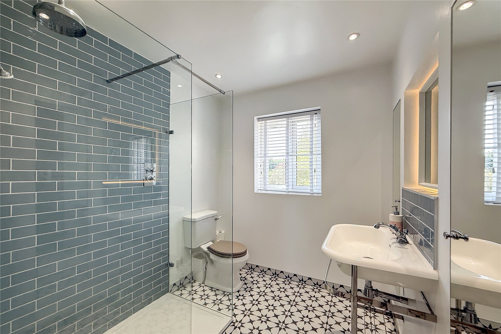 4 bed detached house for sale in Blackmore Way, Blackmore End, Hertfordshire, AL4  - Property Image 10