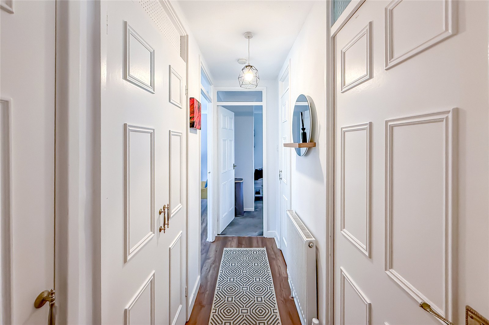 1 bed ground floor flat for sale in Waldegrave Park, Harpenden, Hertfordshire, AL5 - Property Image 5