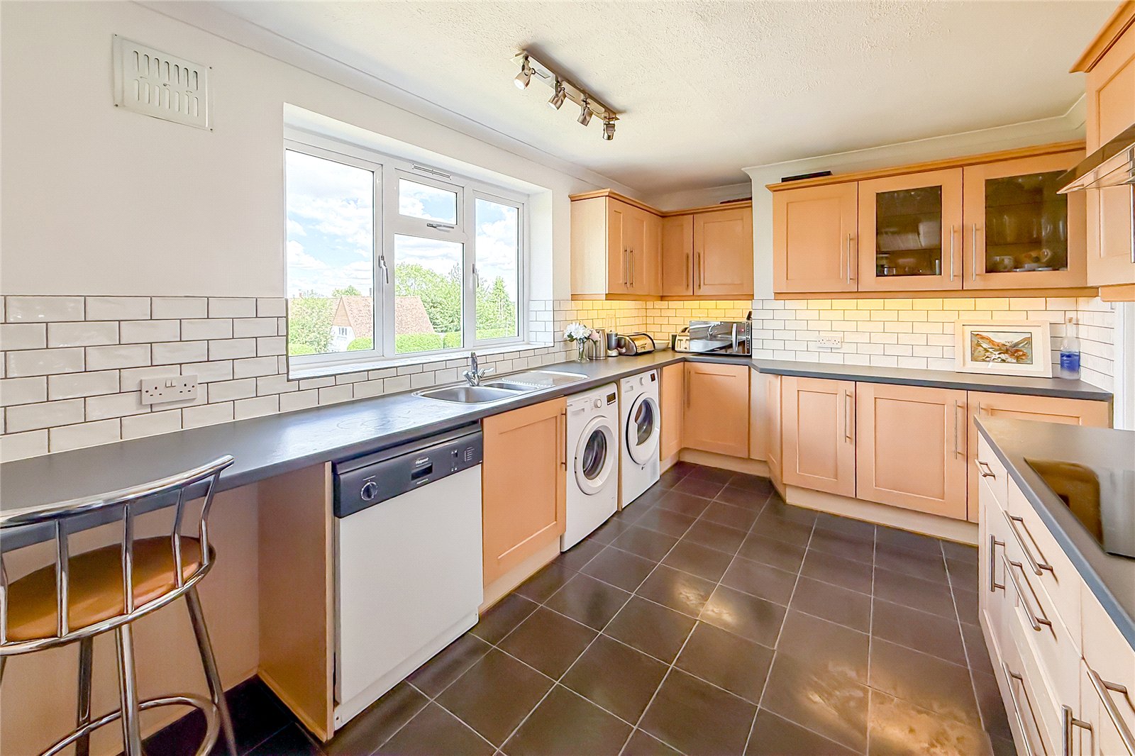 2 bed maisonette for sale in Caesars Road, Wheathampstead, Hertfordshire, AL4  - Property Image 18