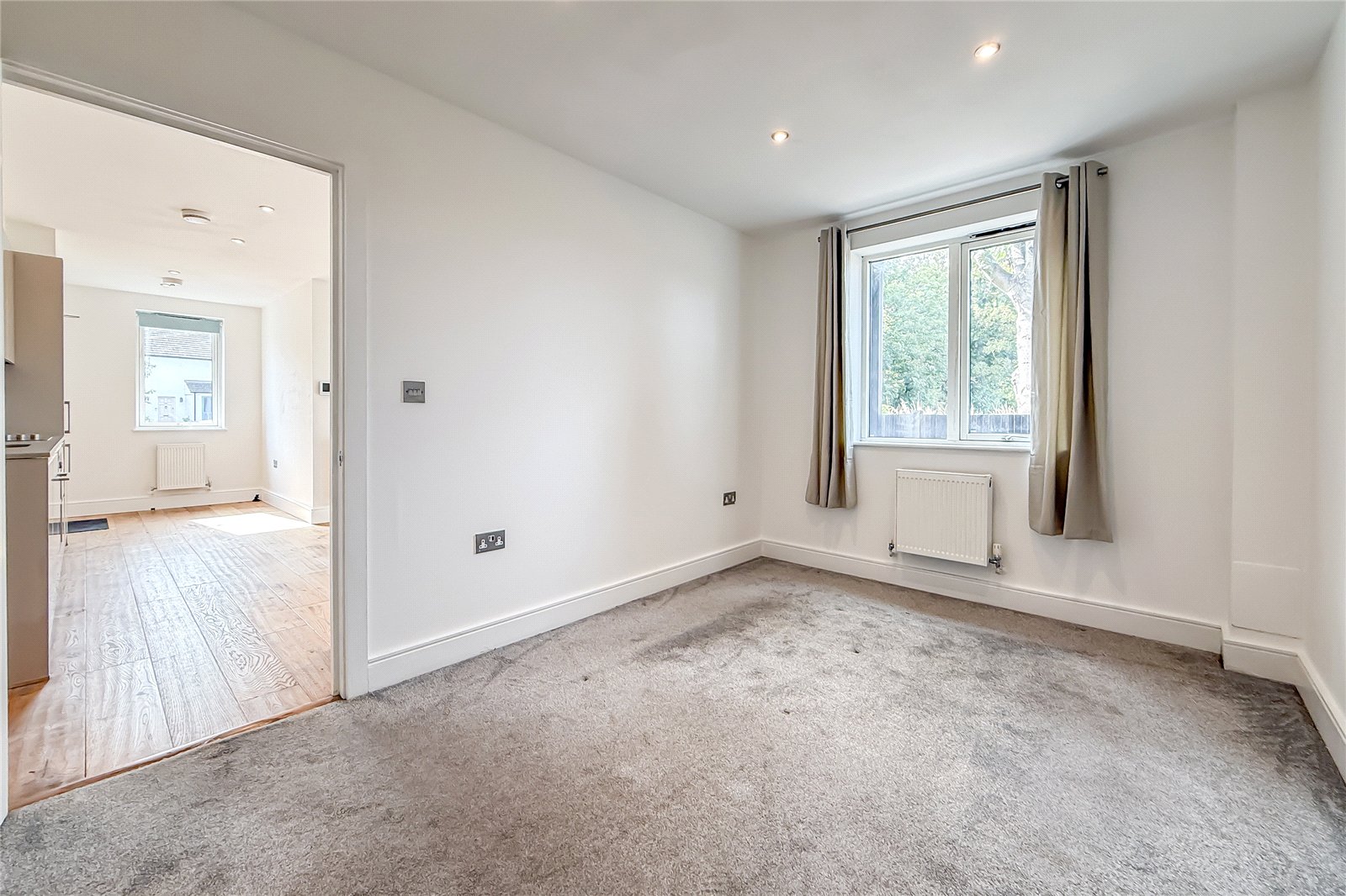 1 bed ground floor flat for sale in Luton Road, Harpenden, Hertfordshire, AL5 - Property Image 6