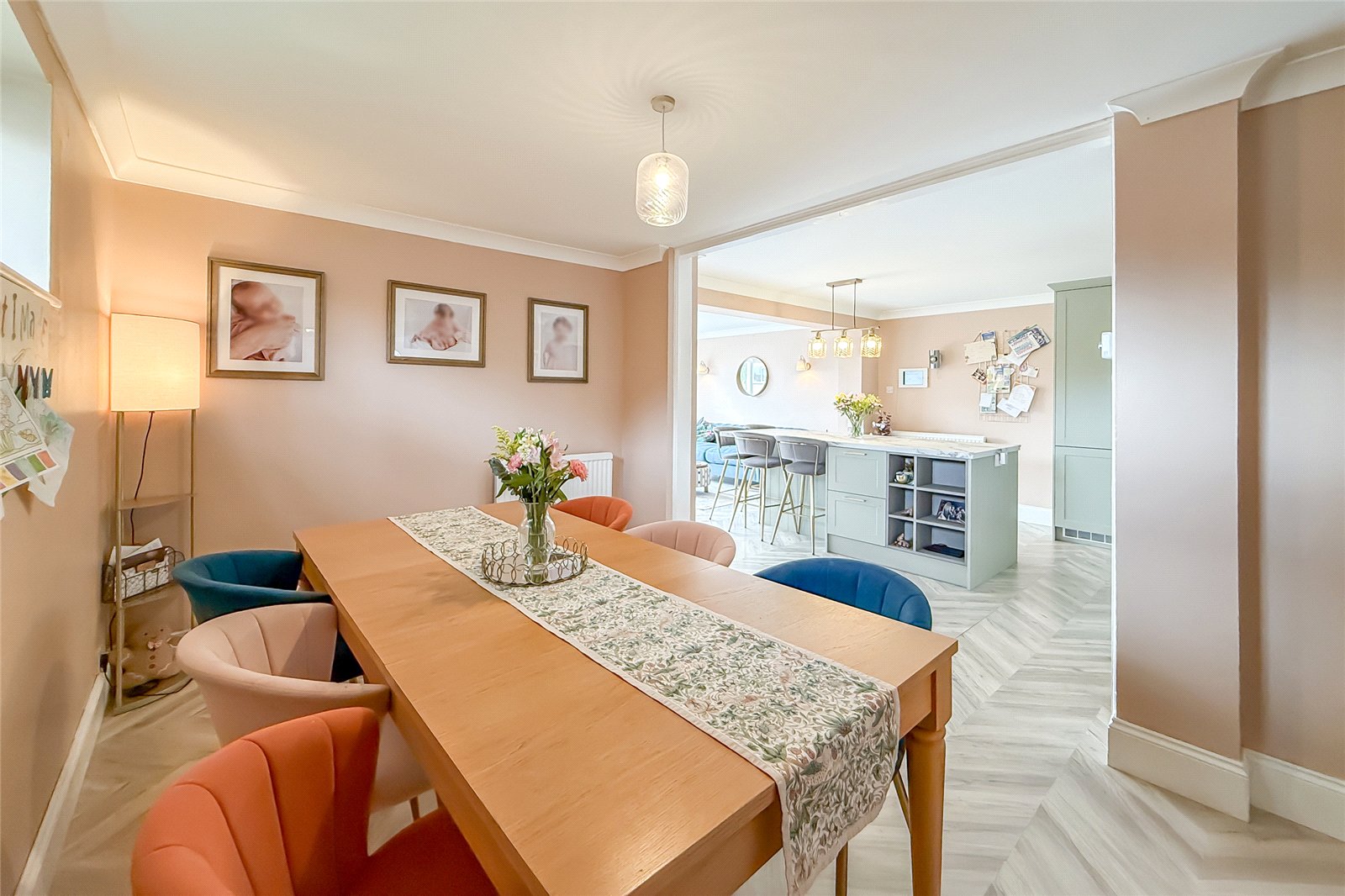 4 bed detached house for sale in Hadrian Close, St. Albans, Hertfordshire, AL3  - Property Image 3
