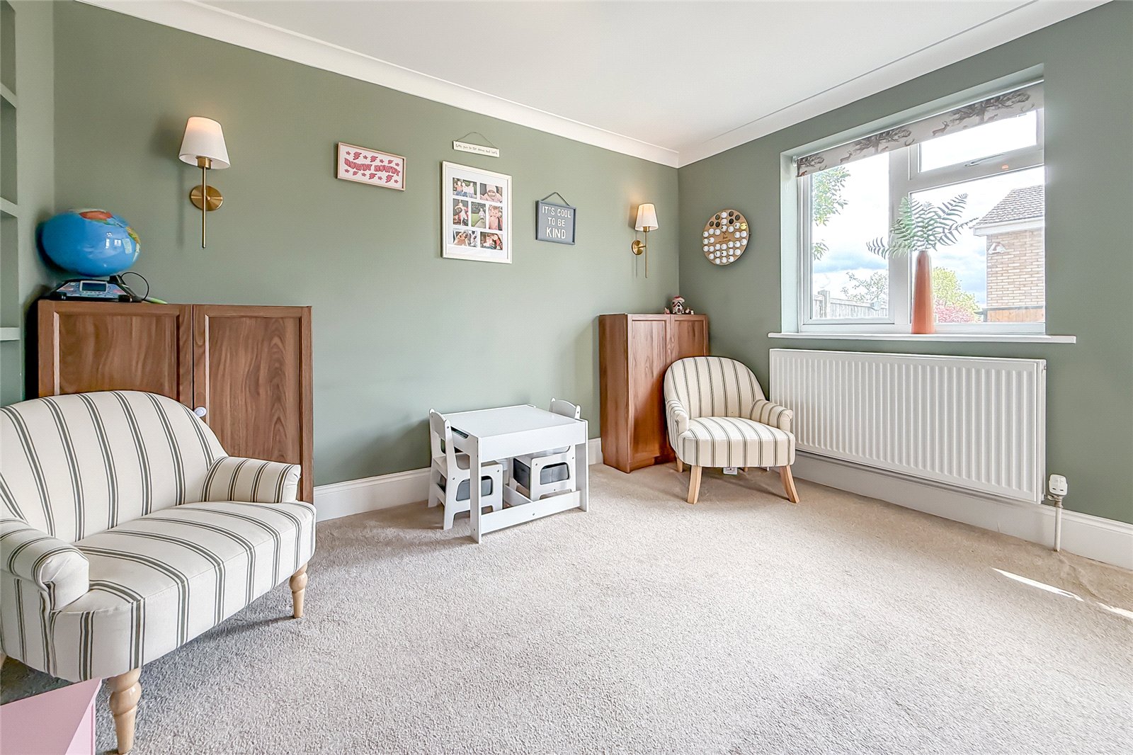 4 bed detached house for sale in Hadrian Close, St. Albans, Hertfordshire, AL3  - Property Image 7