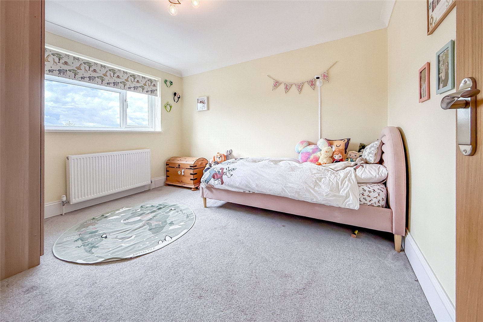 4 bed detached house for sale in Hadrian Close, St. Albans, Hertfordshire, AL3  - Property Image 17