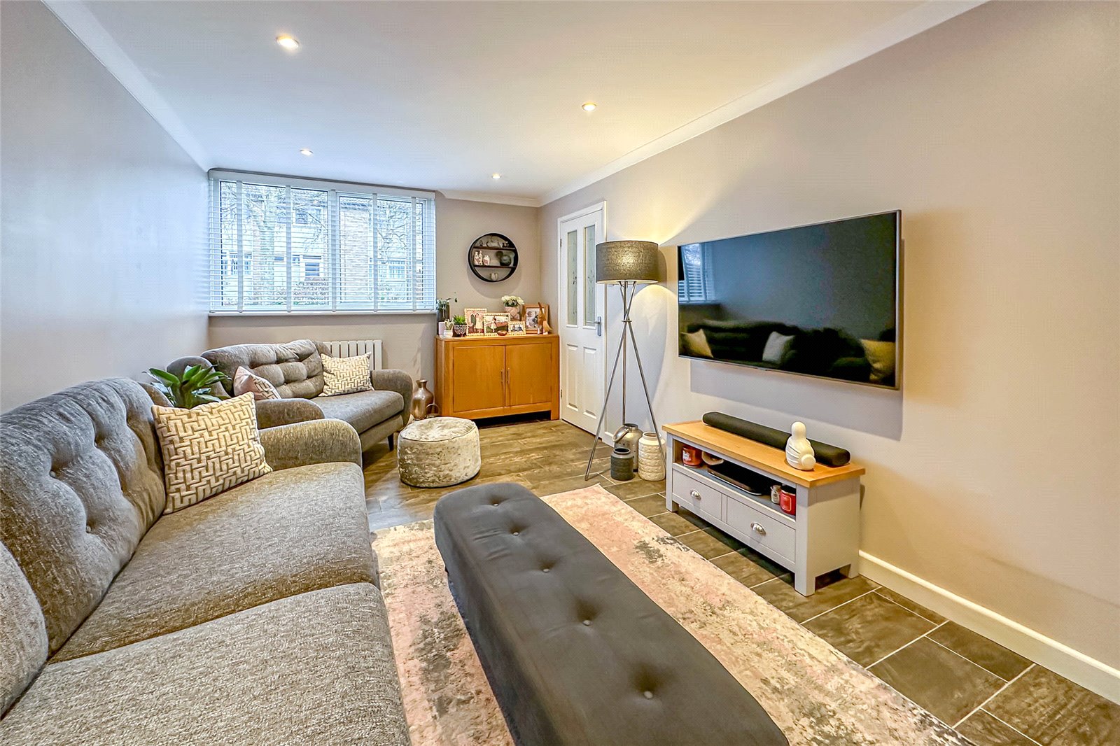 4 bed semi-detached house for sale in Canberra Close, St. Albans, Hertfordshire, AL3  - Property Image 9