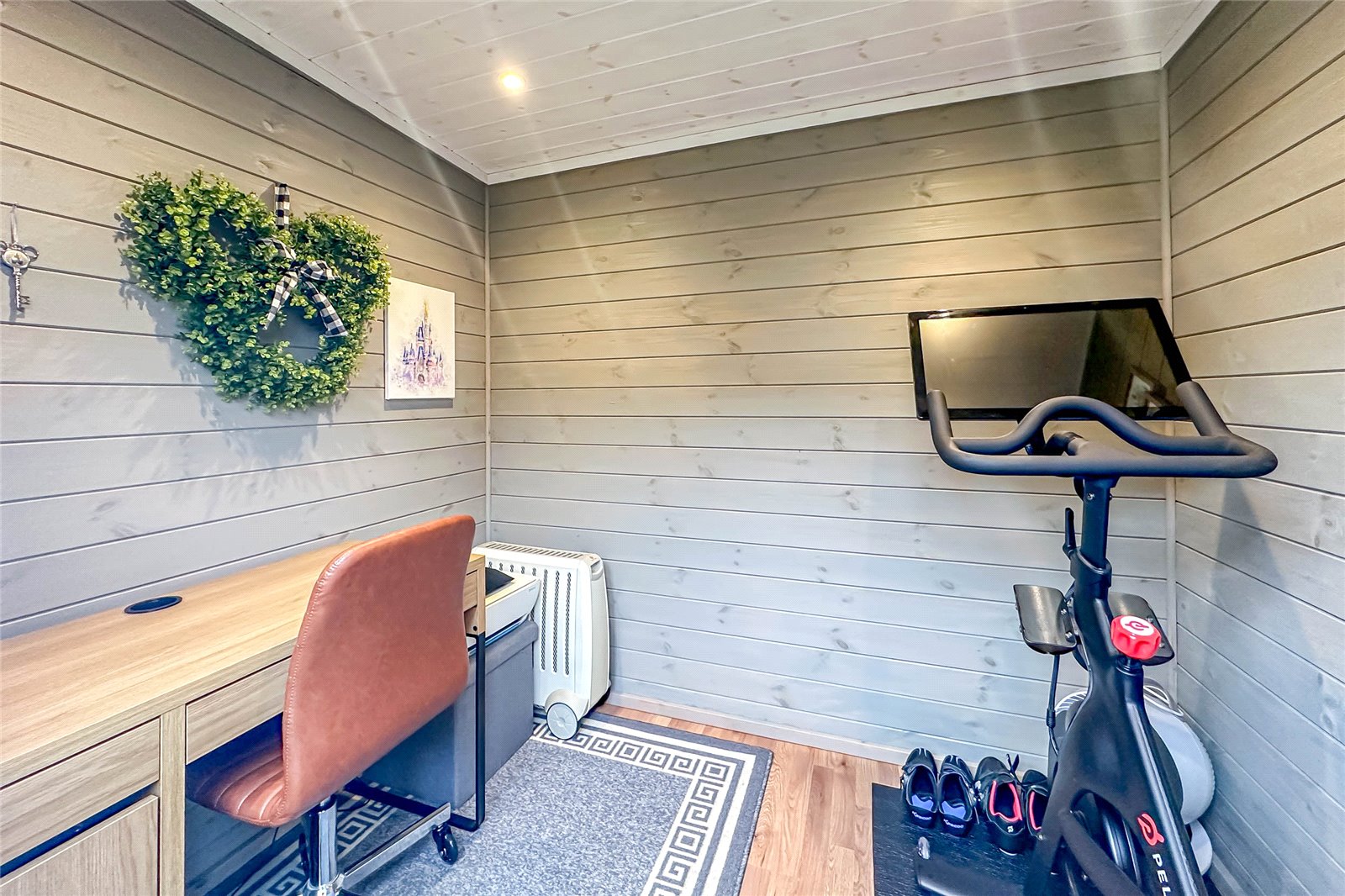 4 bed semi-detached house for sale in Canberra Close, St. Albans, Hertfordshire, AL3  - Property Image 15