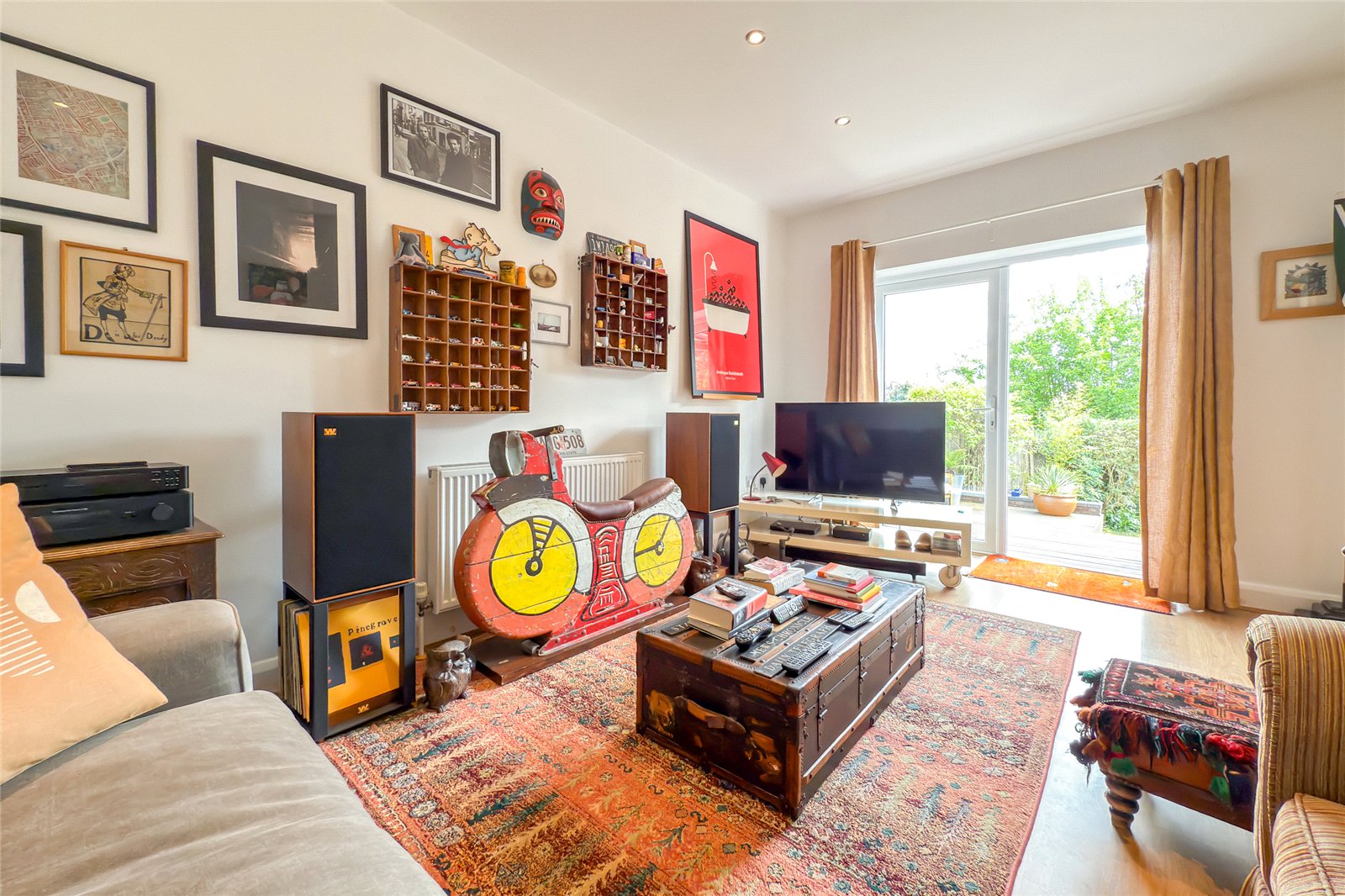 3 bed semi-detached house for sale in Queens Crescent, St. Albans, Hertfordshire, AL4 - Property Image 5