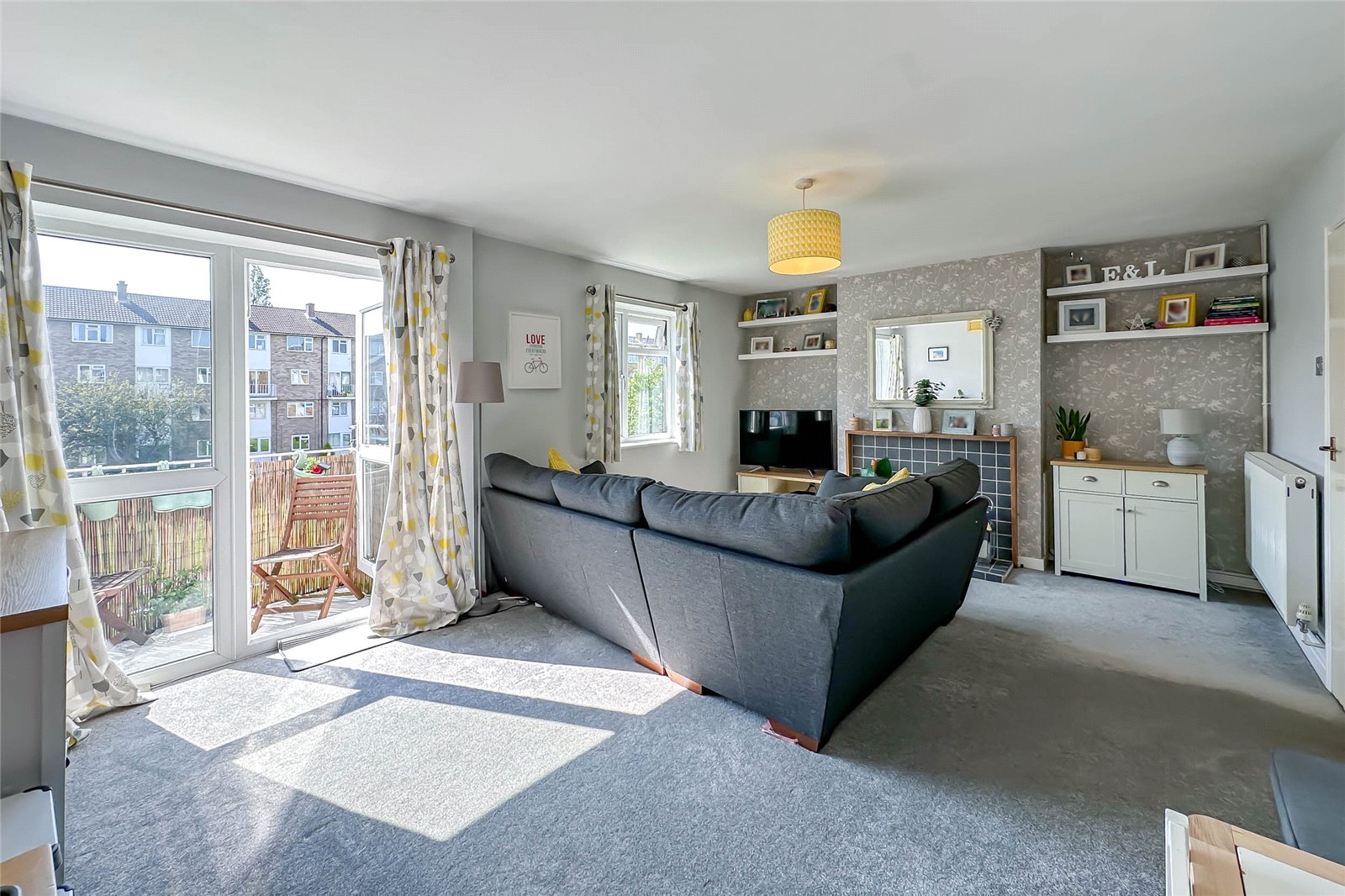 3 bed maisonette for sale in The Ridgeway, St. Albans, Hertfordshire, AL4 - Property Image 2