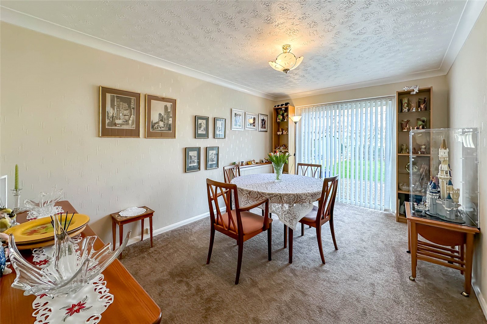 4 bed semi-detached house for sale in Villiers Crescent, St. Albans, Hertfordshire, AL4  - Property Image 5