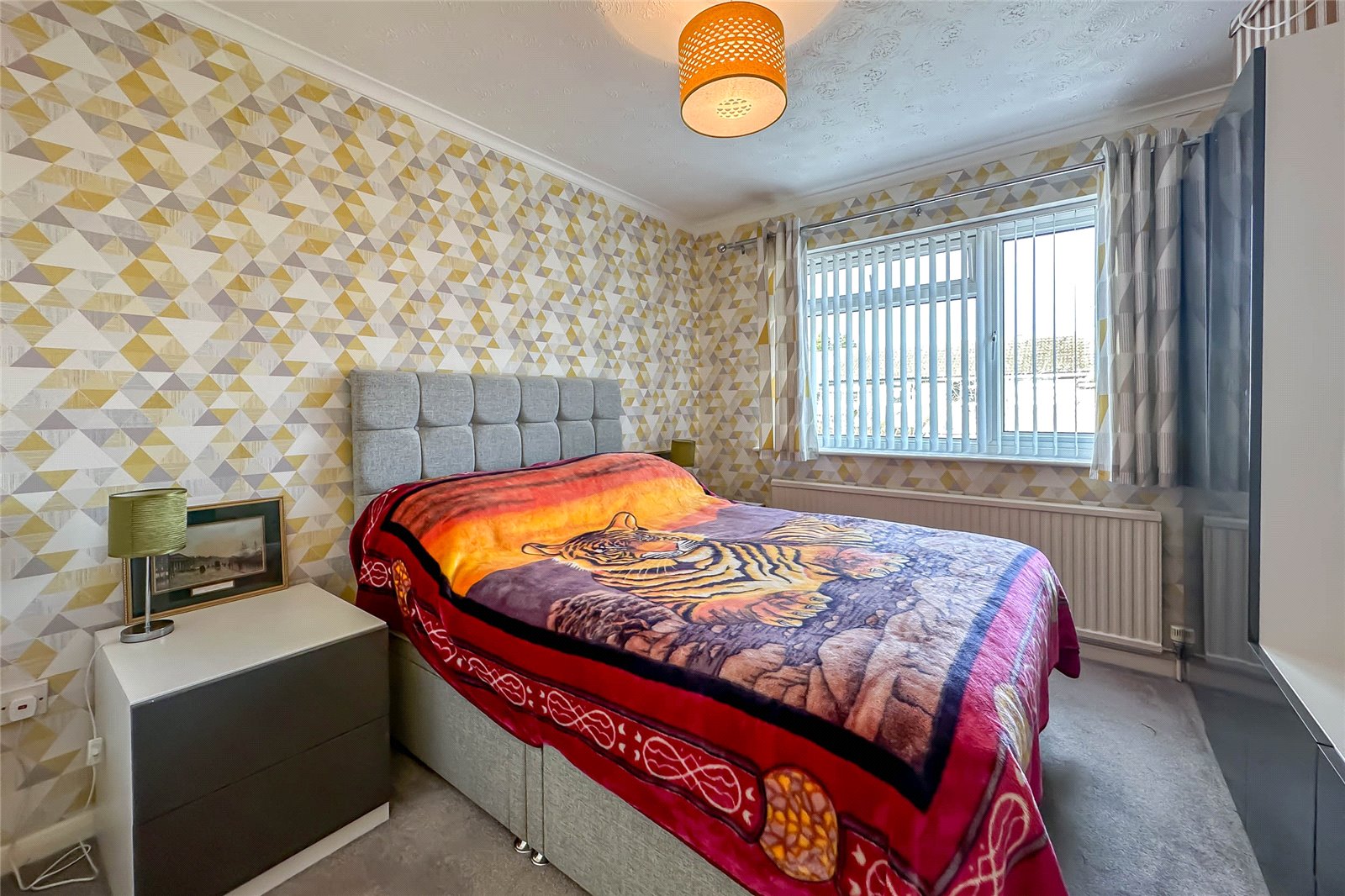 4 bed semi-detached house for sale in Villiers Crescent, St. Albans, Hertfordshire, AL4  - Property Image 9