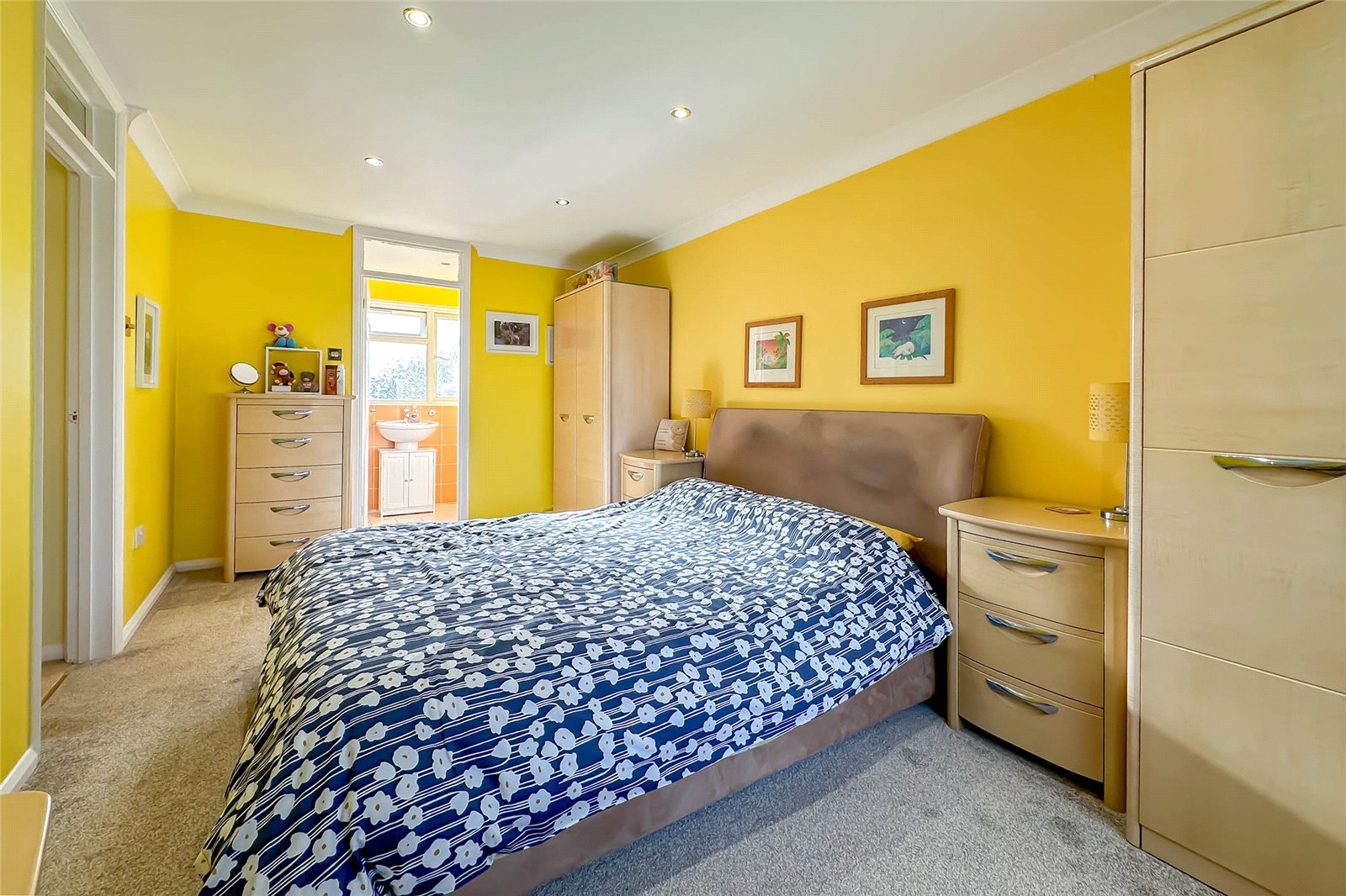 4 bed semi-detached house for sale in Villiers Crescent, St. Albans, Hertfordshire, AL4  - Property Image 8