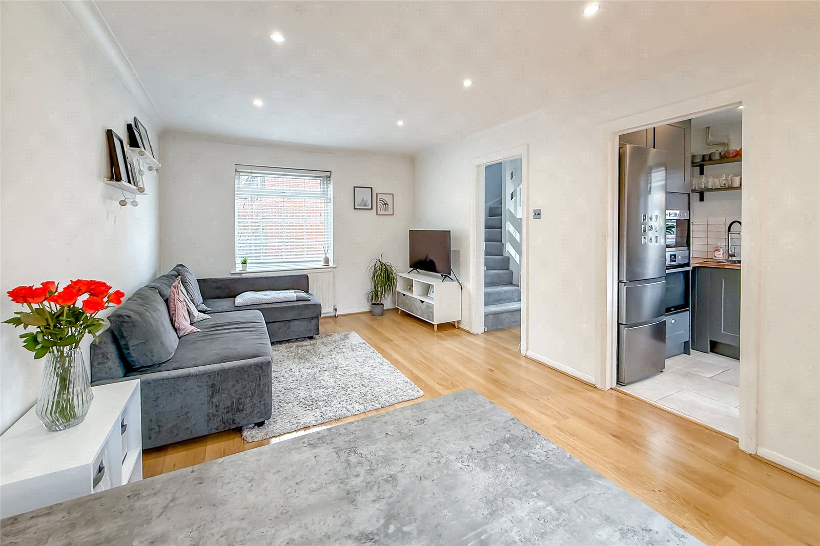 2 bed end of terrace house for sale in Wilstone Drive, St. Albans, Hertfordshire, AL4  - Property Image 3