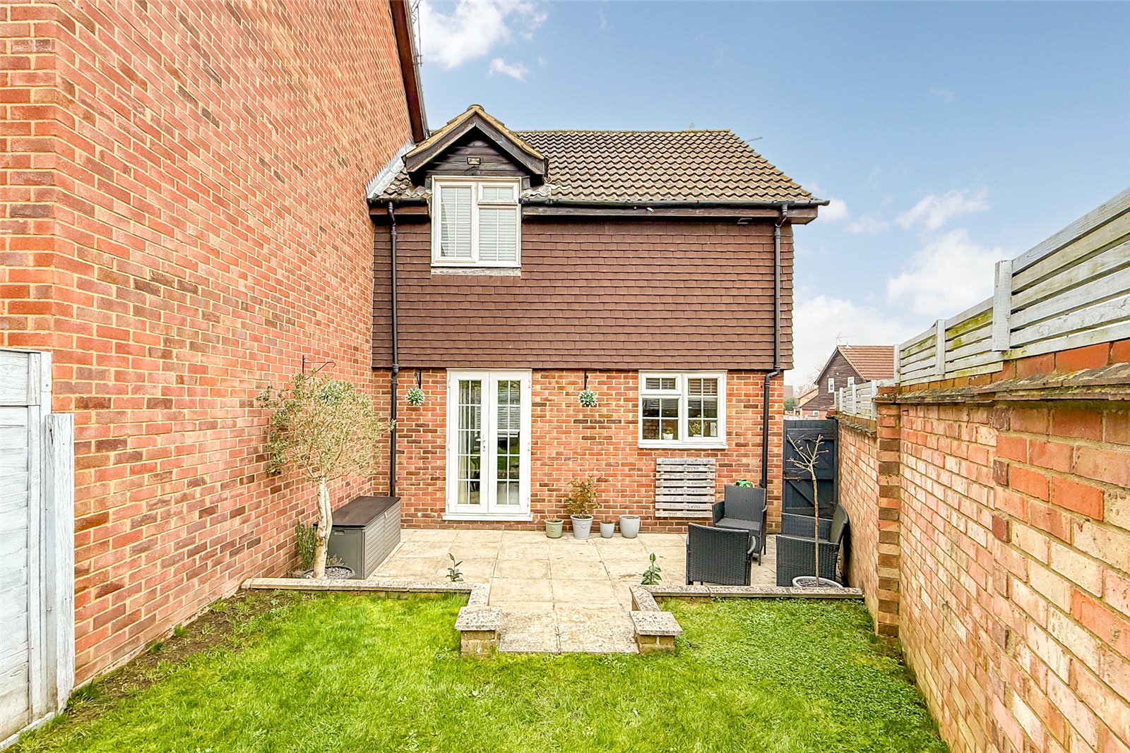 2 bed end of terrace house for sale in Wilstone Drive, St. Albans, Hertfordshire, AL4  - Property Image 11
