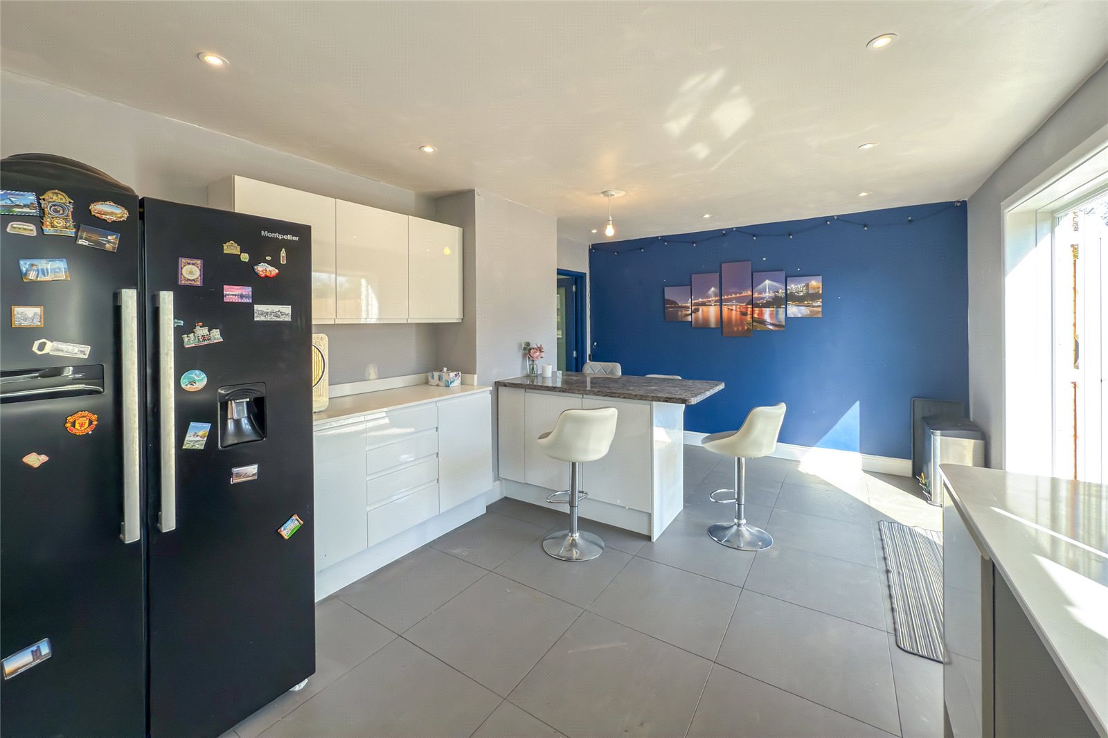 3 bed semi-detached house for sale in High Oaks, St. Albans, Hertfordshire, AL3  - Property Image 4
