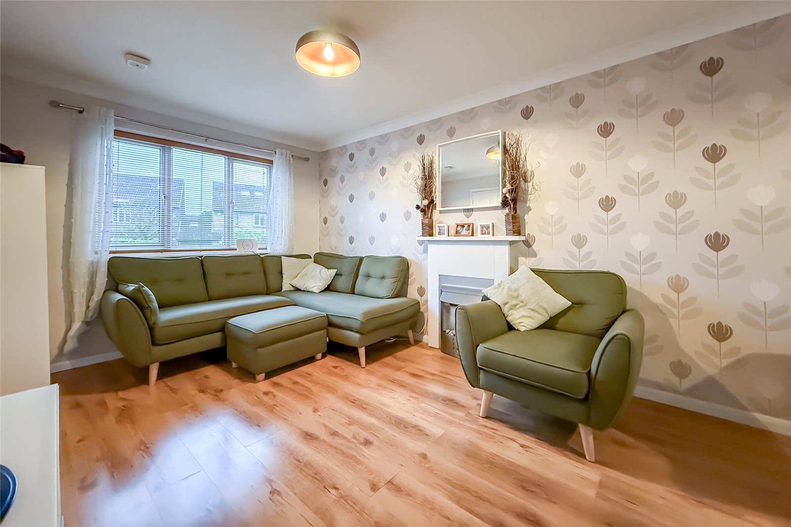 3 bed terraced house for sale in Beverley Gardens, Jersey Farm, St. Albans, Herts, AL4  - Property Image 15