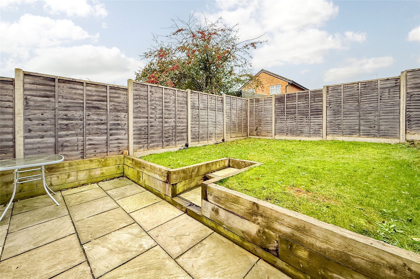 3 bed terraced house for sale in Beverley Gardens, Jersey Farm, St. Albans, Herts, AL4  - Property Image 18