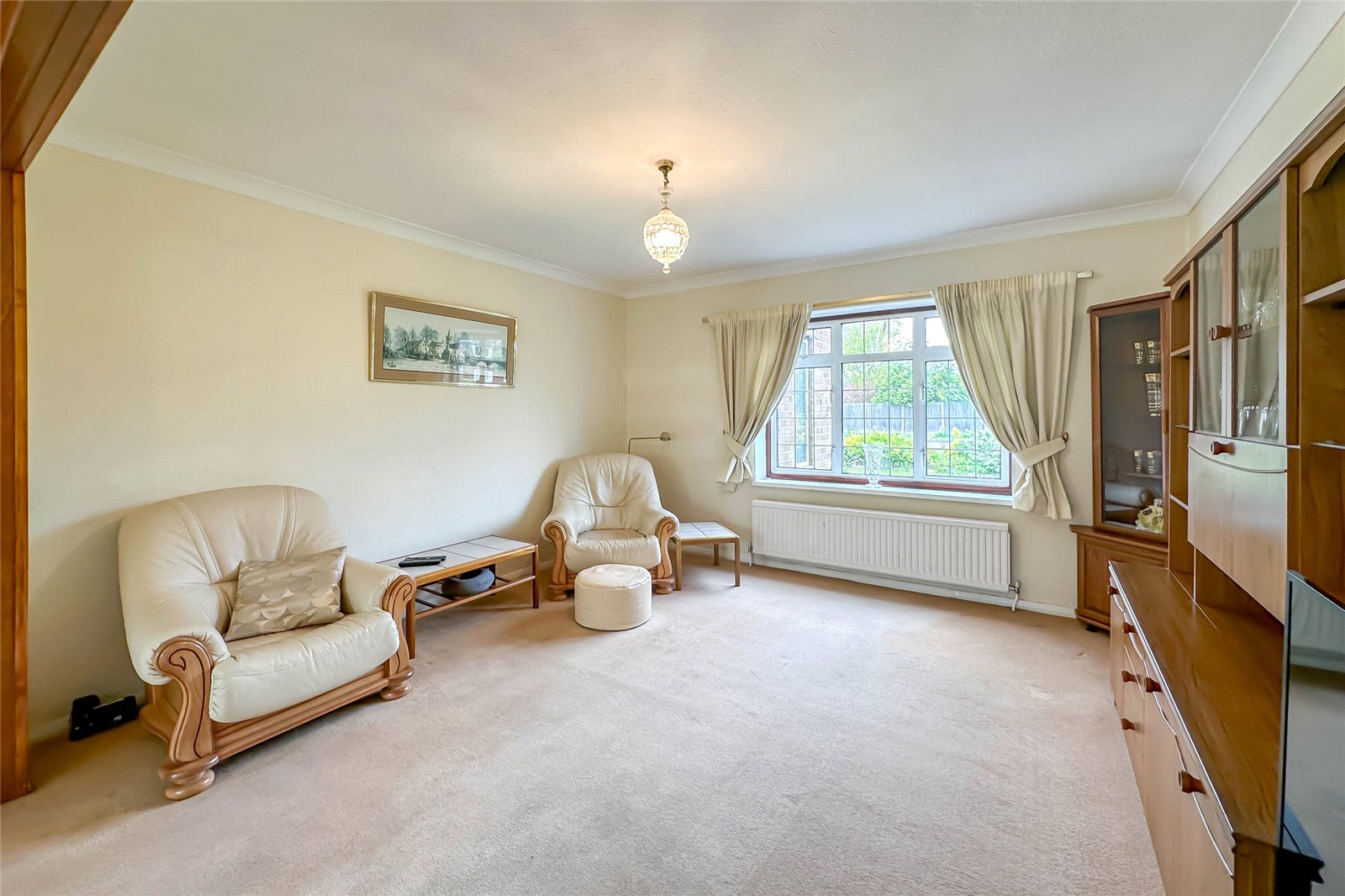 3 bed semi-detached house for sale in The Ridgeway, St. Albans, Hertfordshire, AL4 - Property Image 2