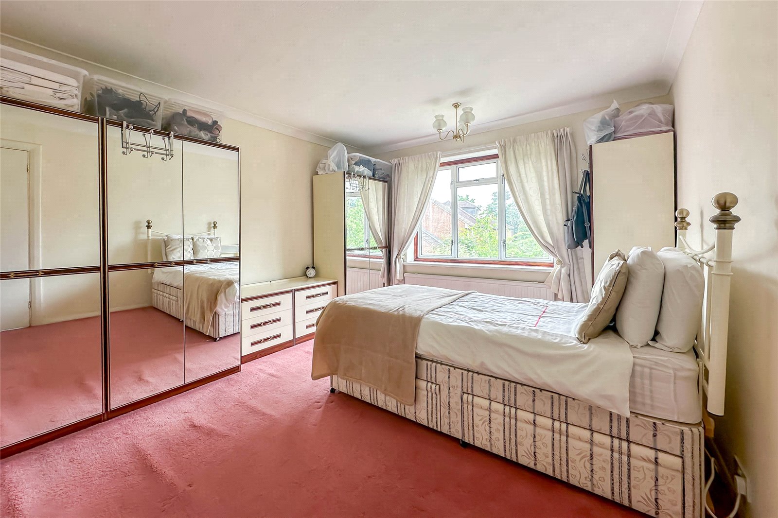 3 bed semi-detached house for sale in The Ridgeway, St. Albans, Hertfordshire, AL4 - Property Image 9
