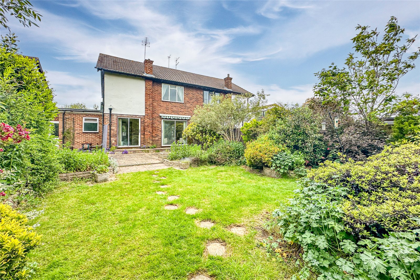 3 bed semi-detached house for sale in The Ridgeway, St. Albans, Hertfordshire, AL4 - Property Image 12