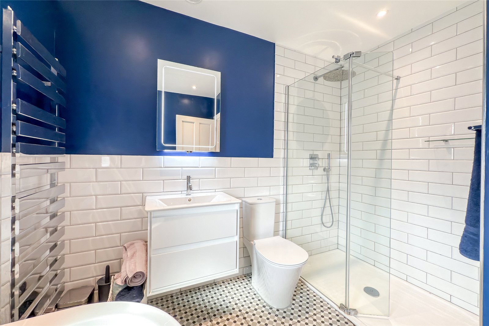 3 bed detached house for sale in Burnham Road, St. Albans, Hertfordshire, AL1 - Property Image 9