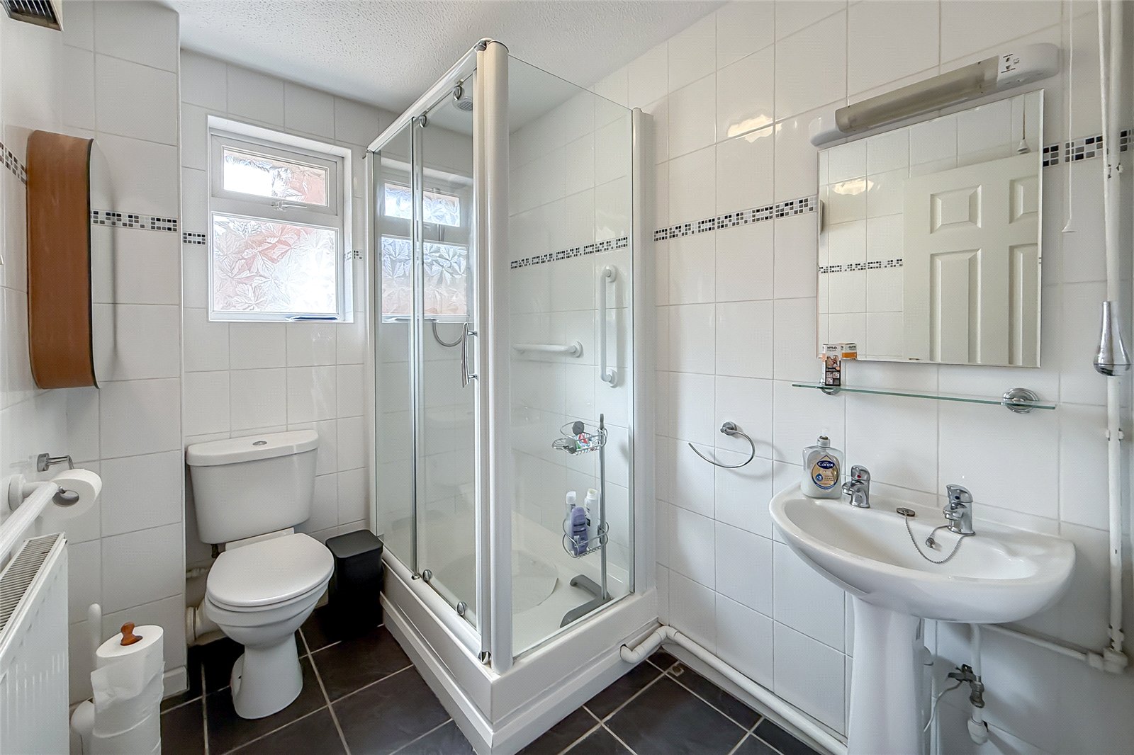 3 bed detached bungalow for sale in Villiers Crescent, St. Albans, Hertfordshire, AL4 - Property Image 7