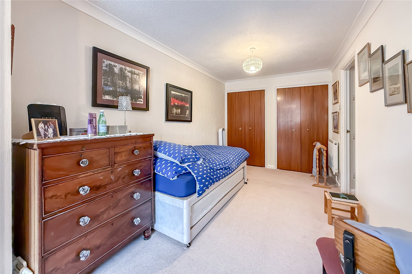 3 bed detached bungalow for sale in Villiers Crescent, St. Albans, Hertfordshire, AL4 - Property Image 8