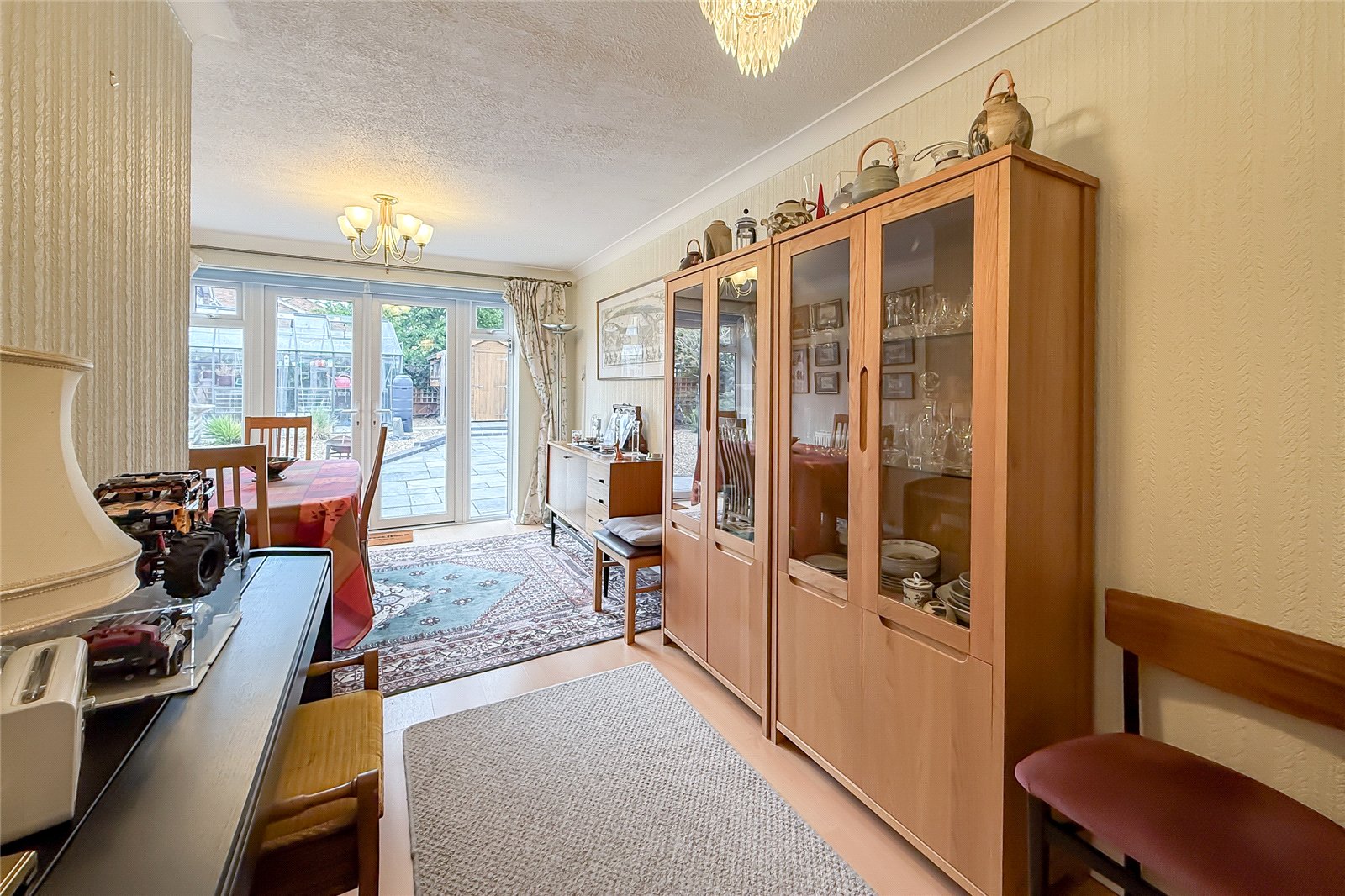 3 bed detached bungalow for sale in Villiers Crescent, St. Albans, Hertfordshire, AL4 - Property Image 16