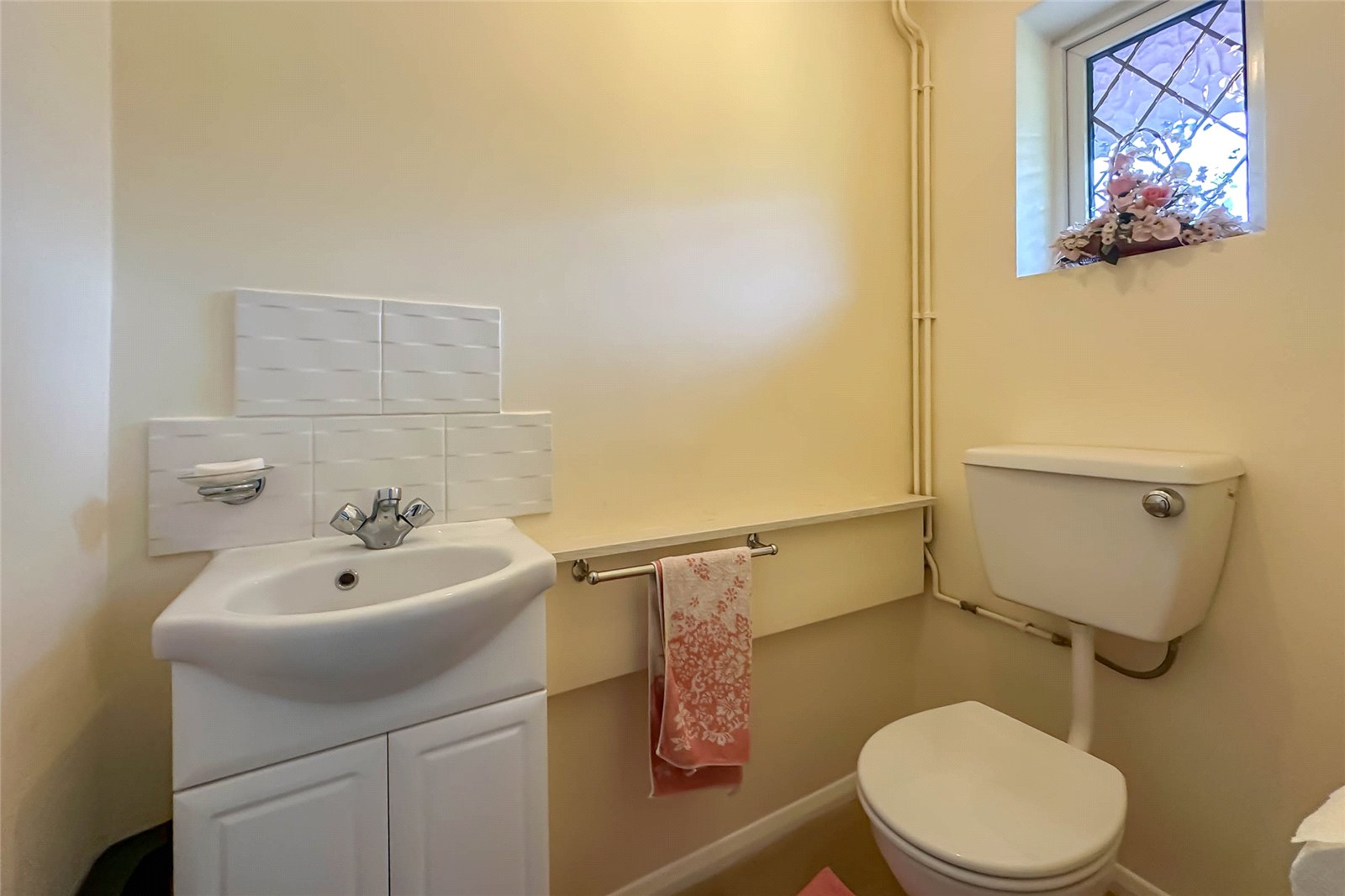 4 bed detached house for sale in Larkswood Rise, St. Albans, Hertfordshire, AL4 - Property Image 7