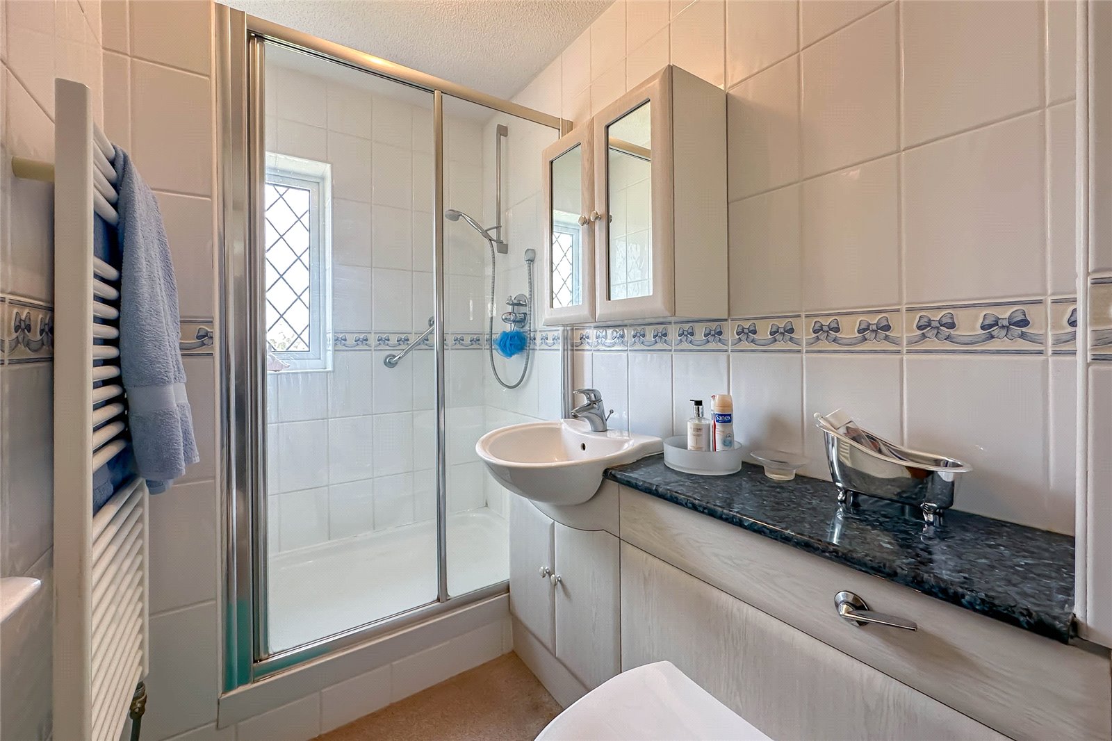 4 bed detached house for sale in Larkswood Rise, St. Albans, Hertfordshire, AL4 - Property Image 11