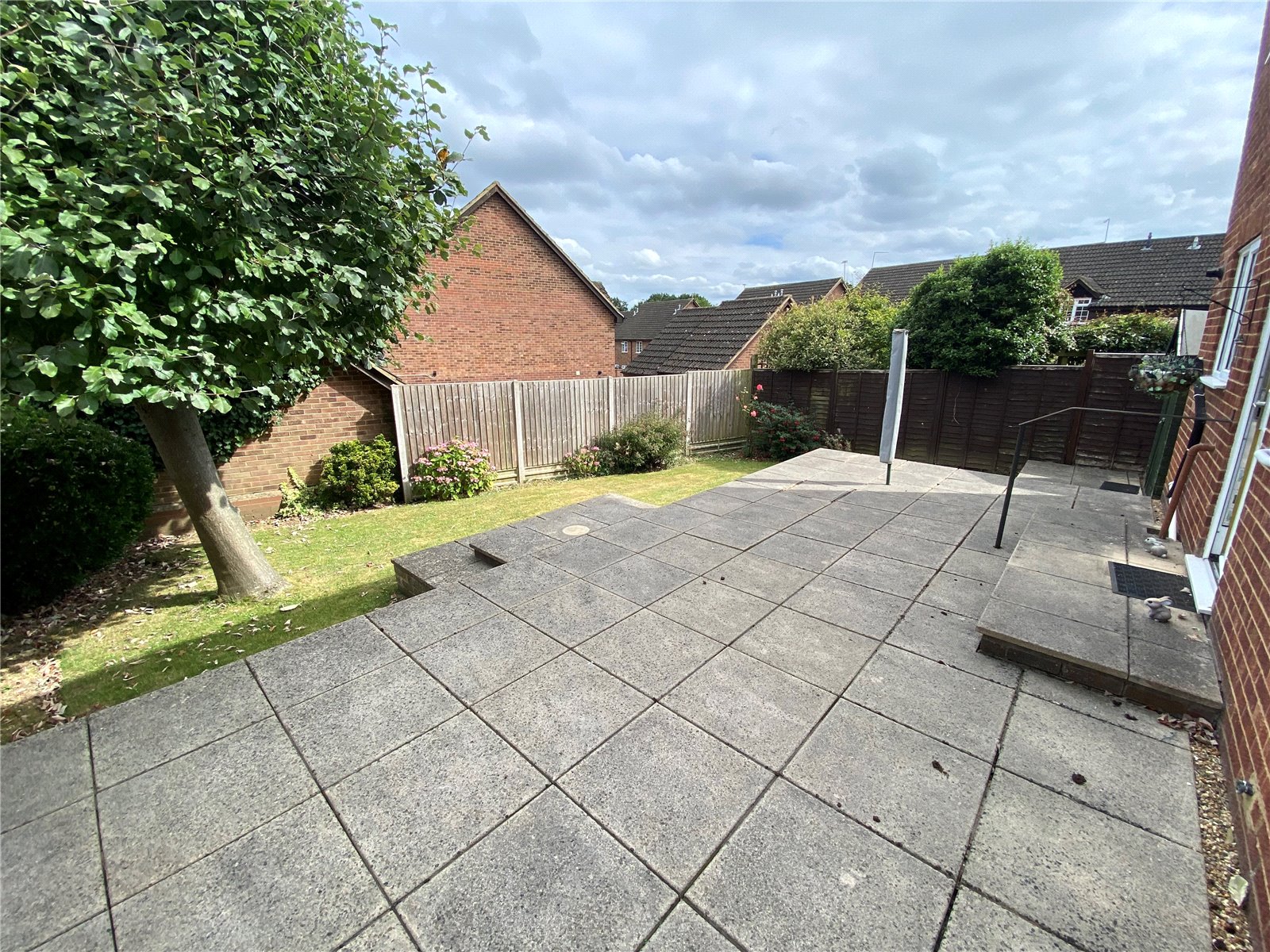 4 bed detached house for sale in Larkswood Rise, St. Albans, Hertfordshire, AL4 - Property Image 12