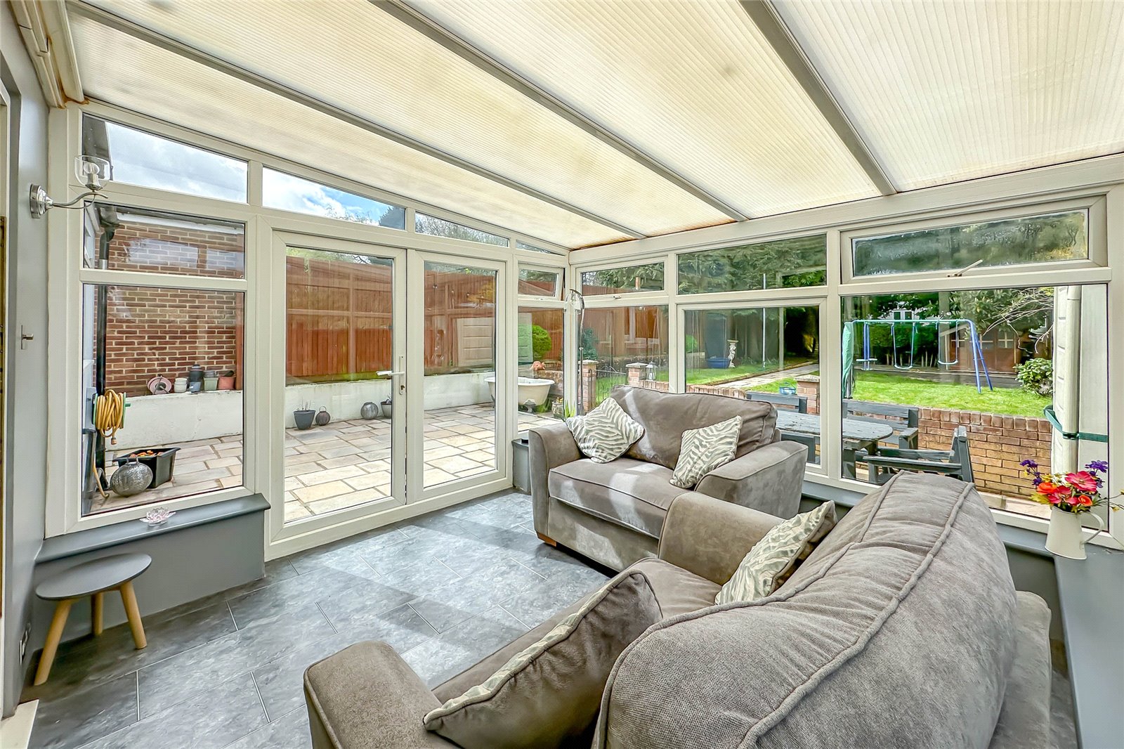 2 bed detached bungalow for sale in St Albans Road, Sandridge, St. Albans, Hertfordshire, AL4 - Property Image 6