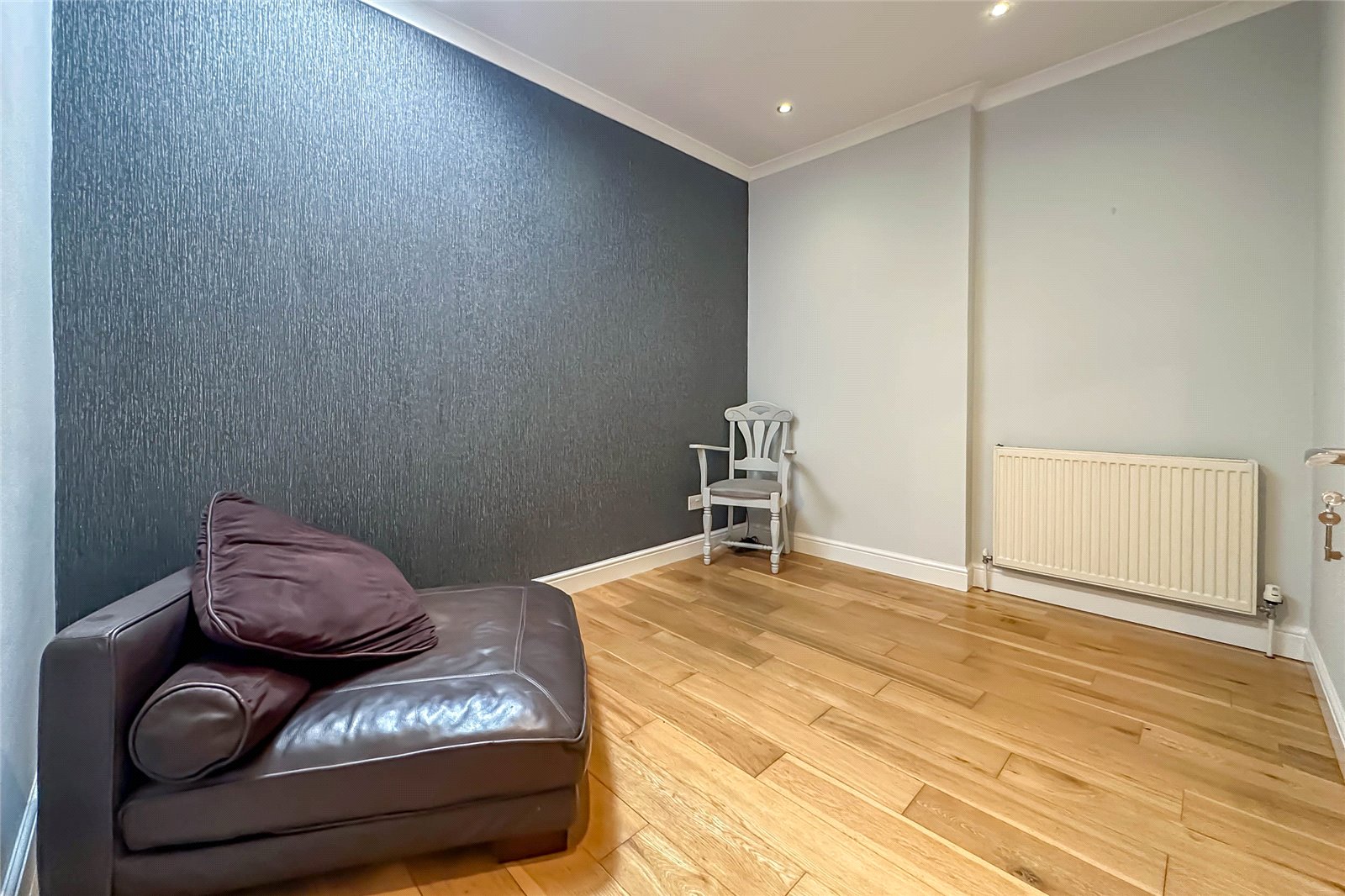2 bed detached bungalow for sale in St Albans Road, Sandridge, St. Albans, Hertfordshire, AL4 - Property Image 17