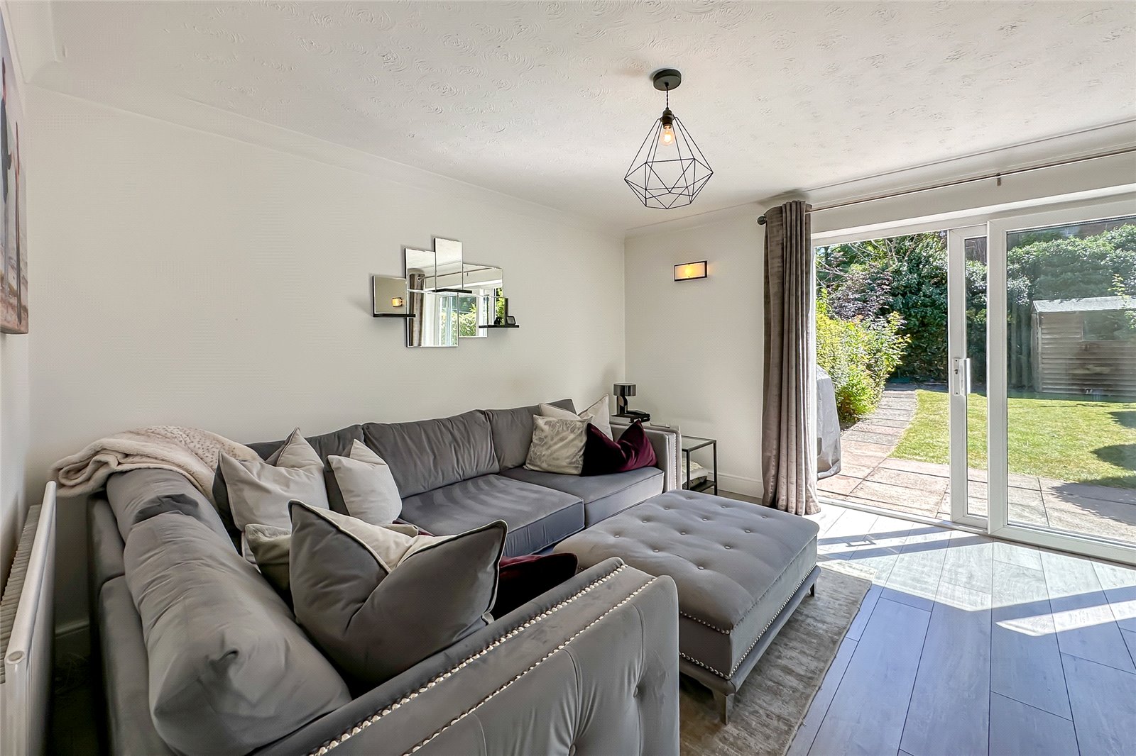 2 bed terraced house for sale in Elizabeth Court, St. Albans, Hertfordshire, AL4 - Property Image 15