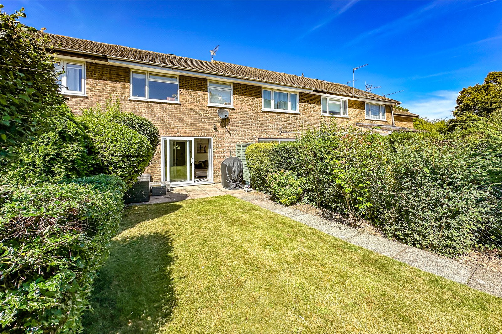 2 bed terraced house for sale in Elizabeth Court, St. Albans, Hertfordshire, AL4 - Property Image 11