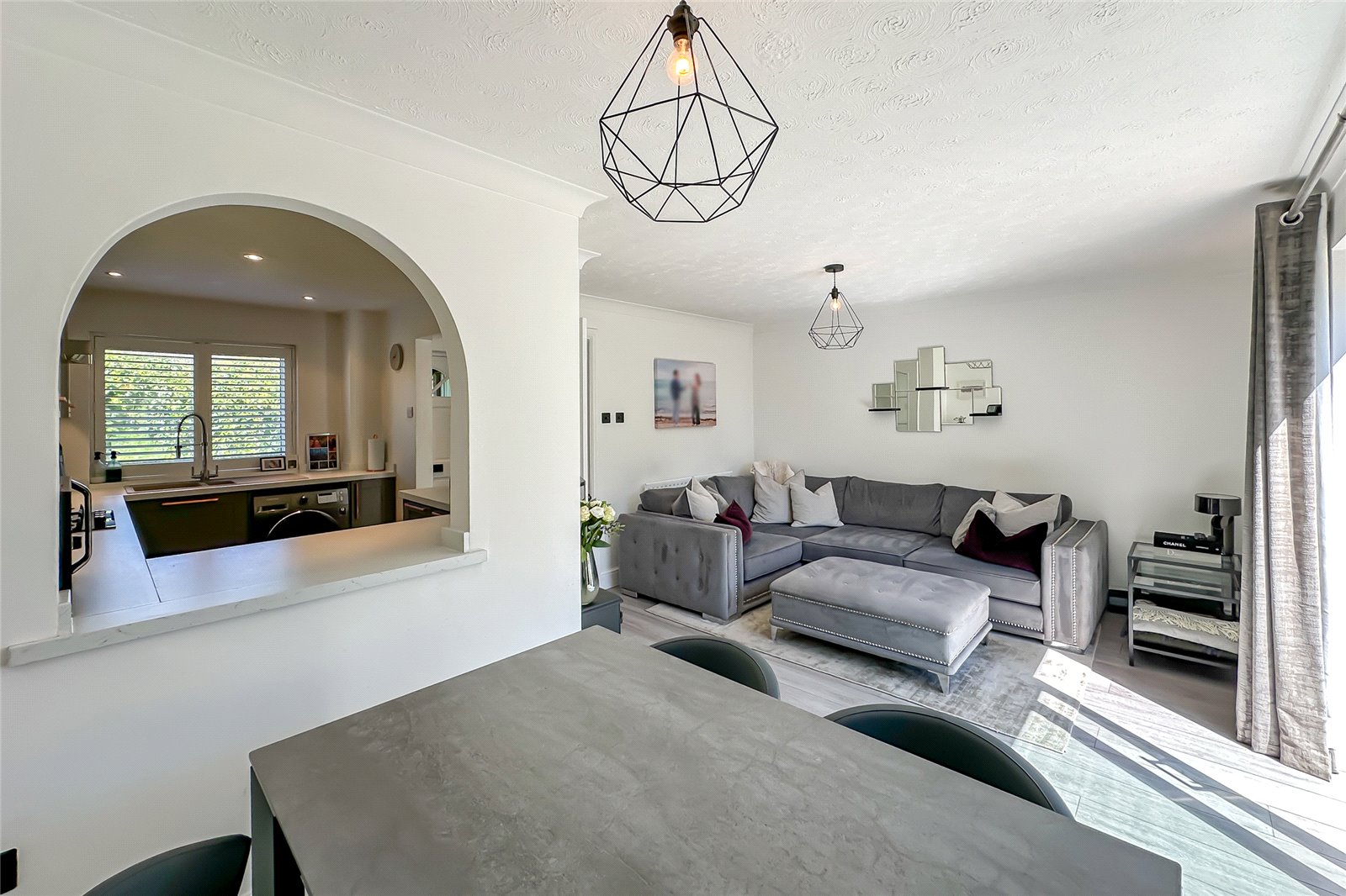 2 bed terraced house for sale in Elizabeth Court, St. Albans, Hertfordshire, AL4 - Property Image 5