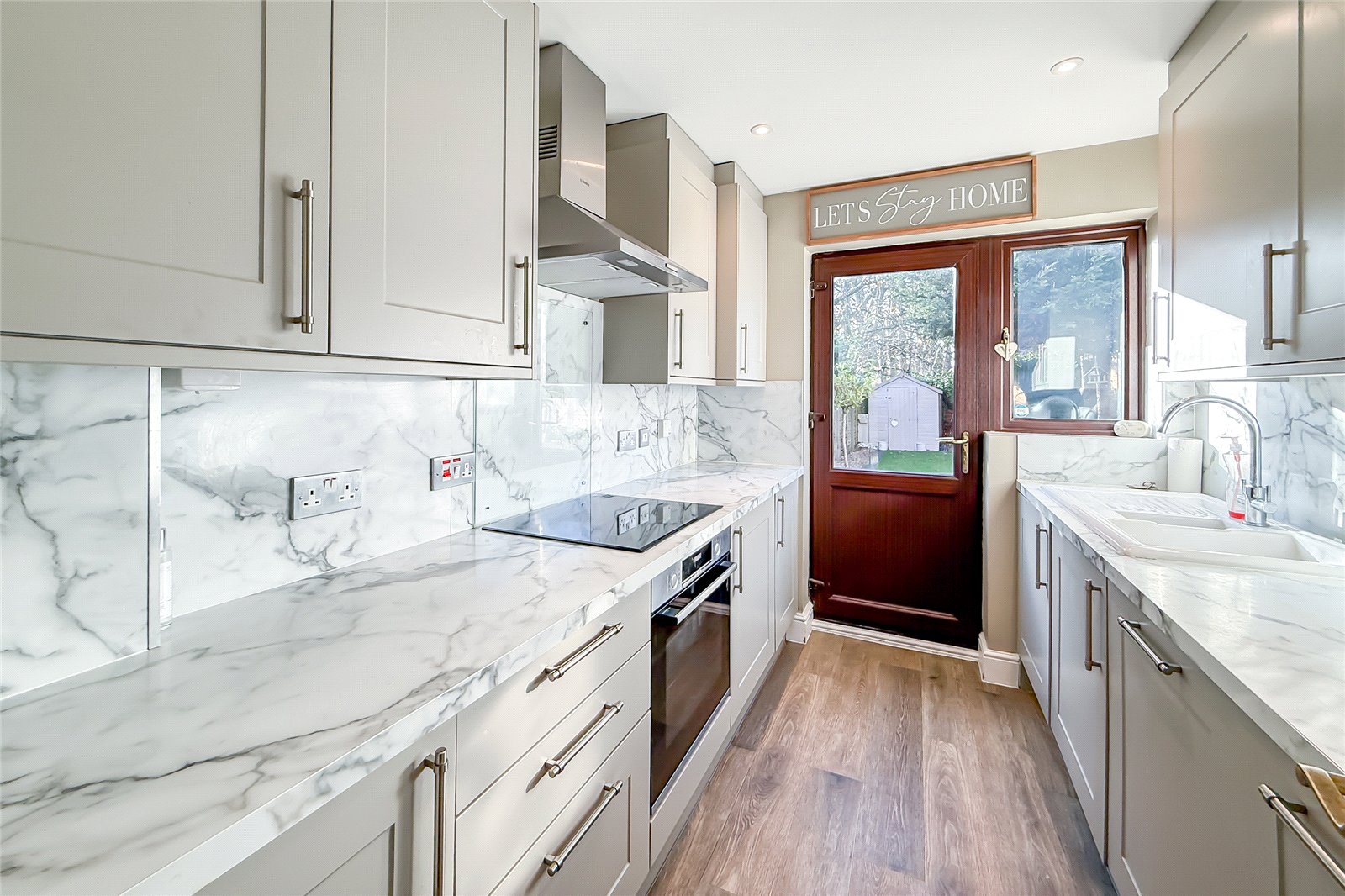 3 bed end of terrace house for sale in Farriday Close, St. Albans, Hertfordshire, AL3 - Property Image 2