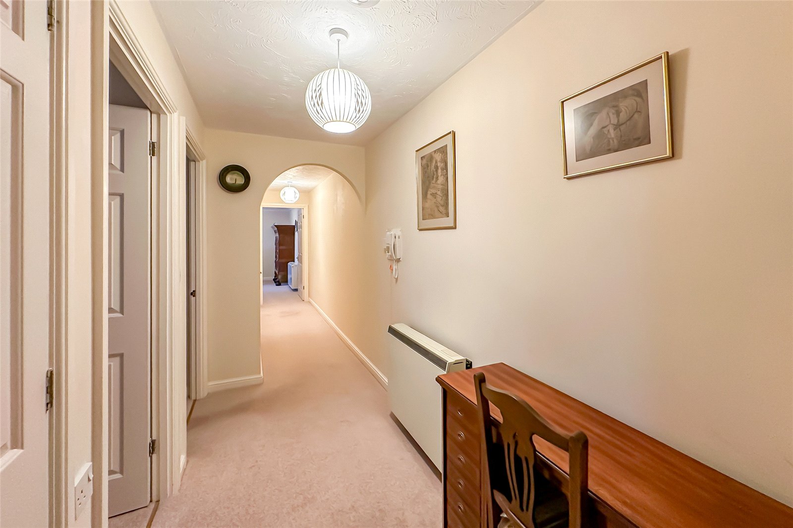2 bed apartment for sale in Harvest Court, Harvesters, St. Albans, Hertfordshire, AL4  - Property Image 6