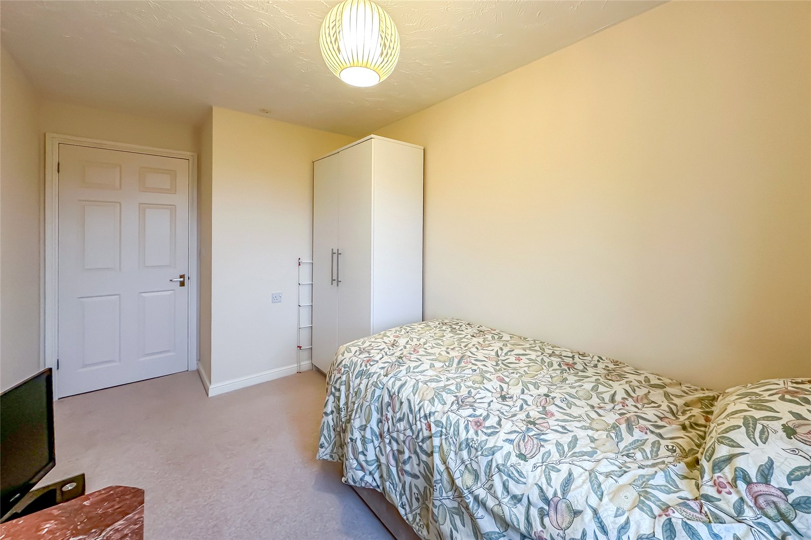 2 bed apartment for sale in Harvest Court, Harvesters, St. Albans, Hertfordshire, AL4  - Property Image 12
