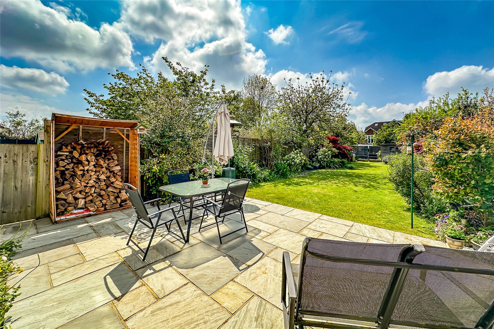 4 bed semi-detached house for sale in Oakwood Drive, St. Albans, Hertfordshire, AL4  - Property Image 14